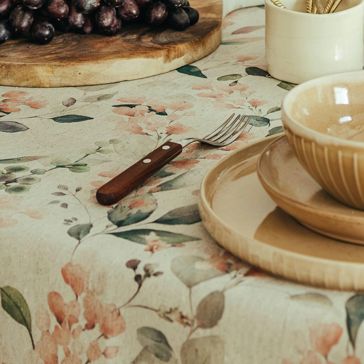 URI ROSA - Nappe en lin antitâche imprimée floral 140x300 cm