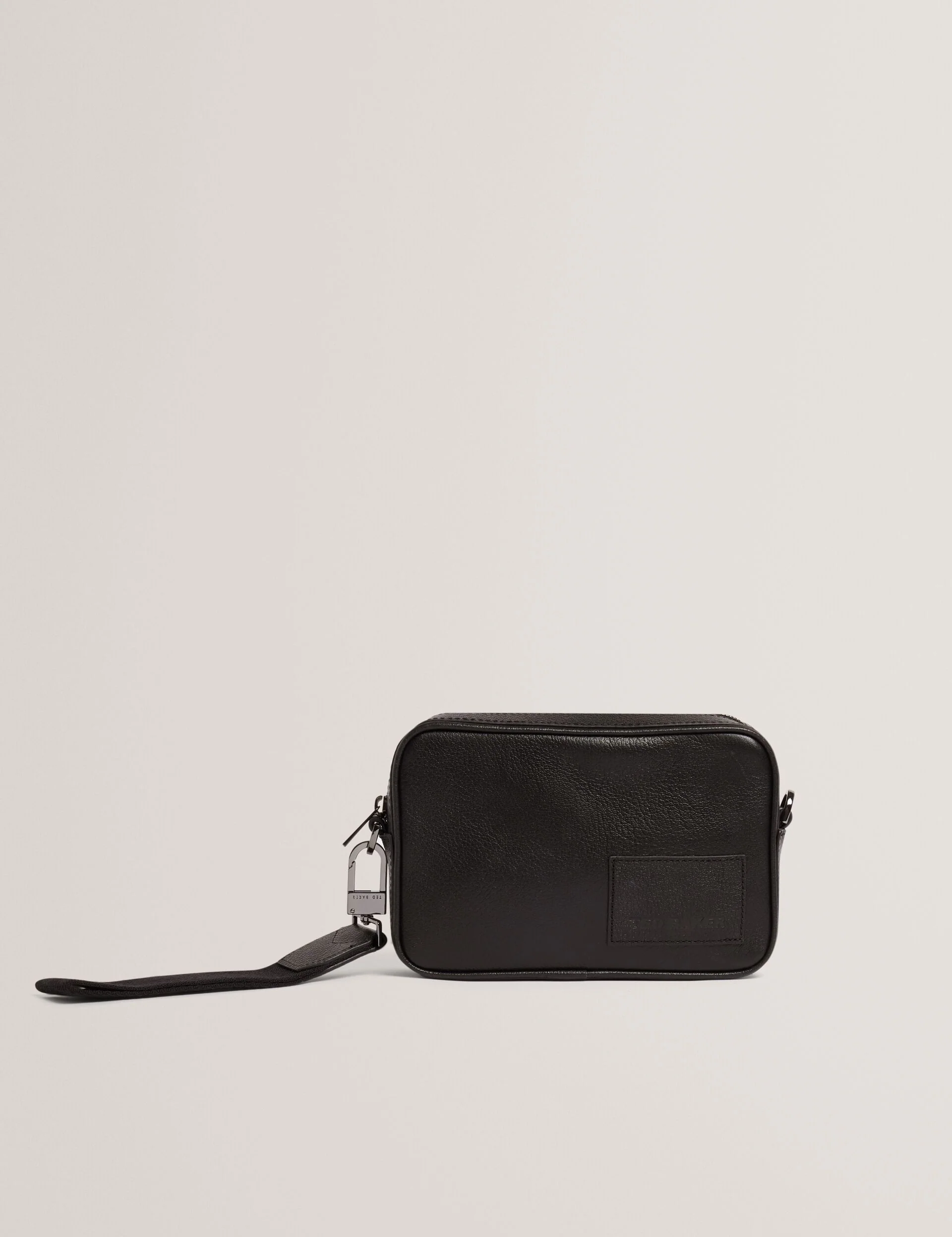 GRIFIN | BLACK
