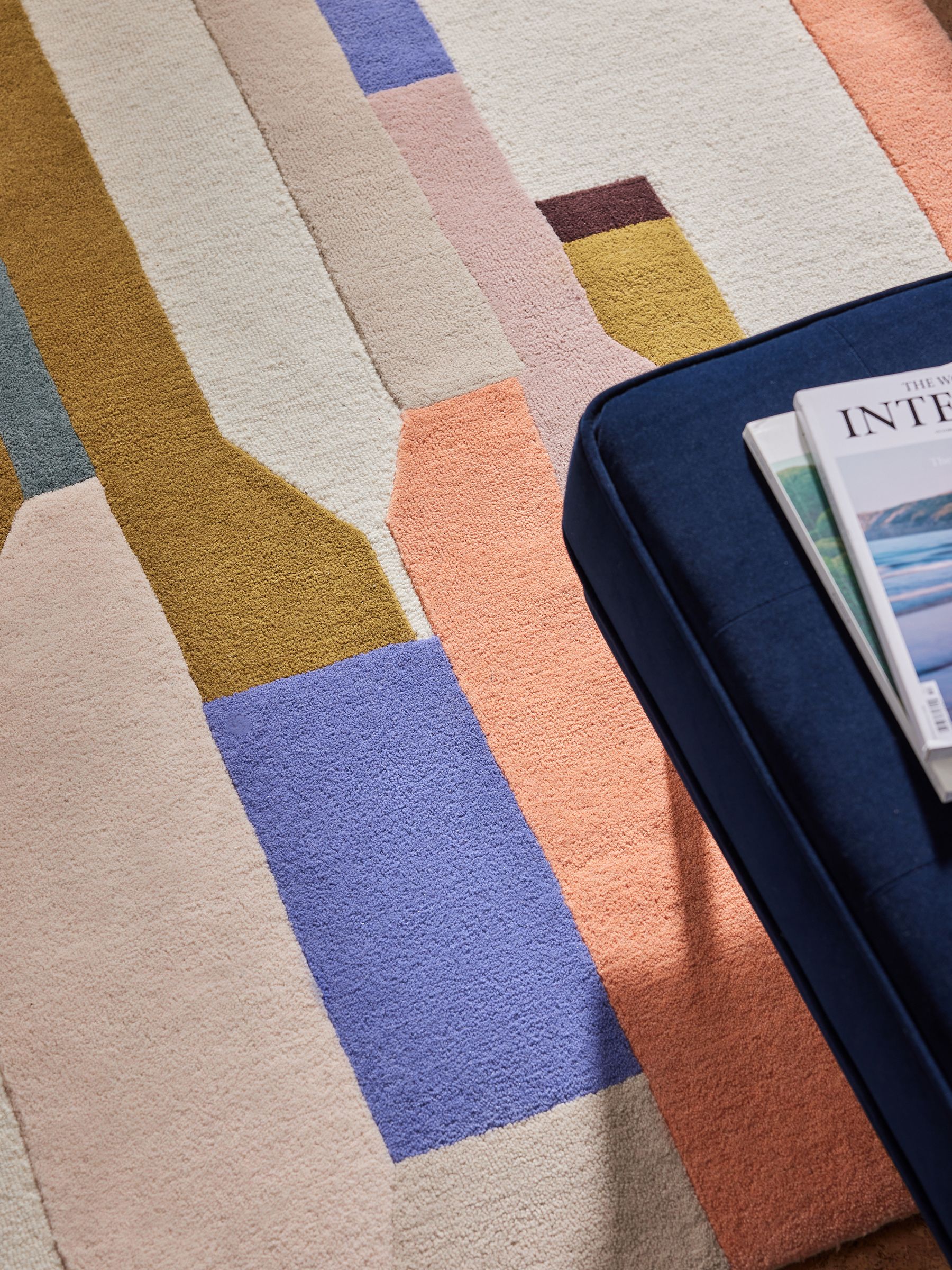 Alonzo Wool Tufted Rug in Multi