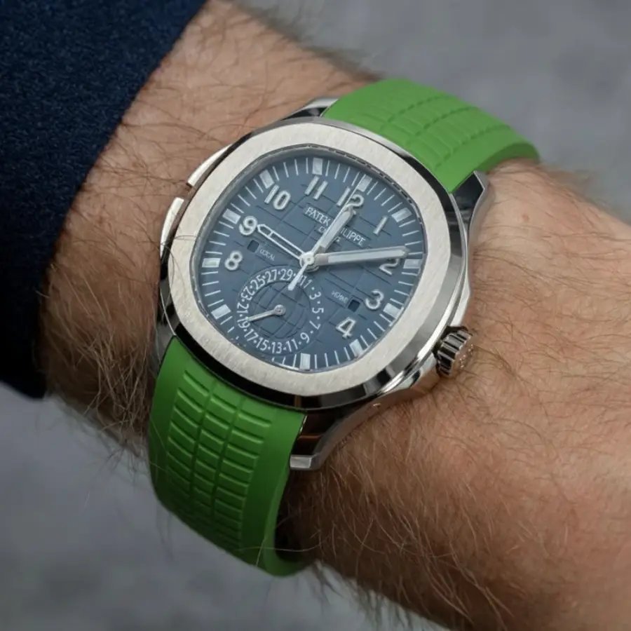 Patek Philippe – Aquanaut –  Rubber Strap – Curved – Green