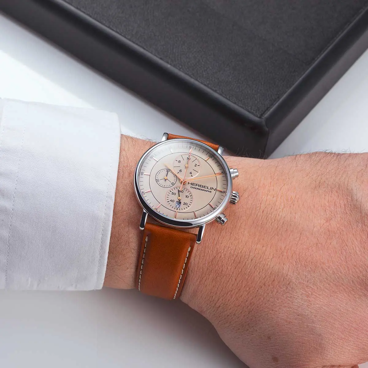INSPIRATION – CHRONOGRAPHE – ACIER & CUIR