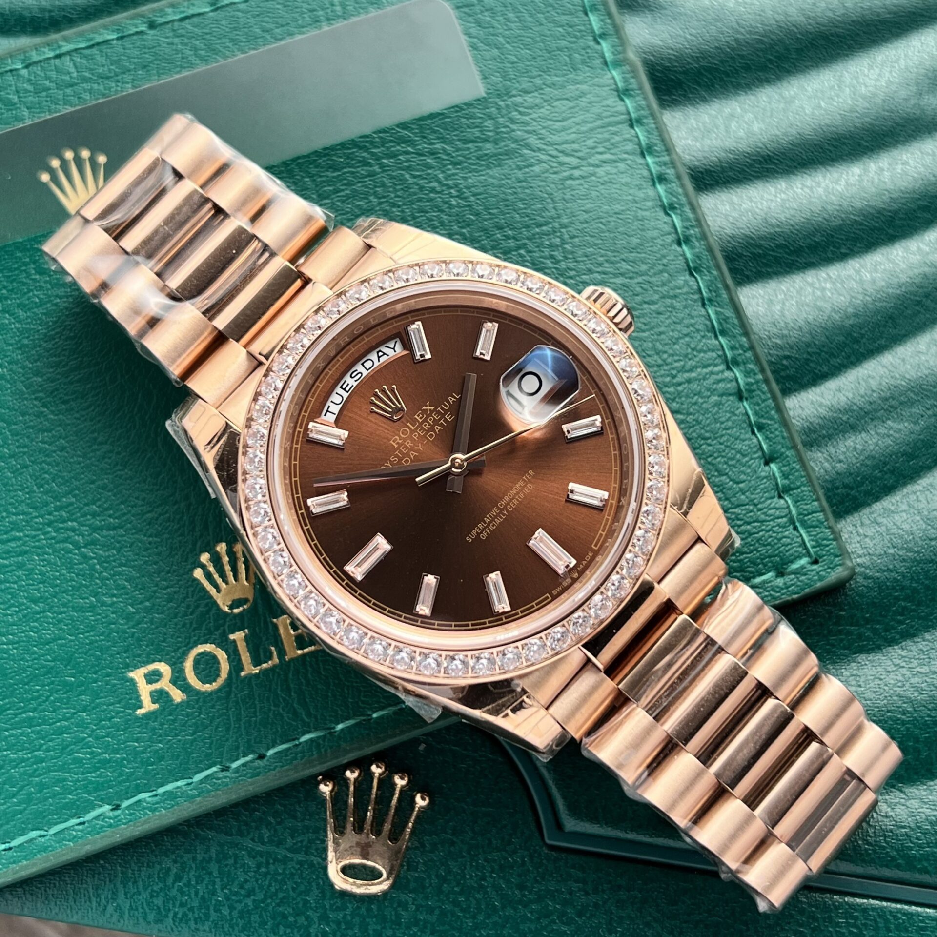 Rolex Day-Date 228235 RG Plated Chocolate Dial CZ Diamonds 40mm EWF Replica