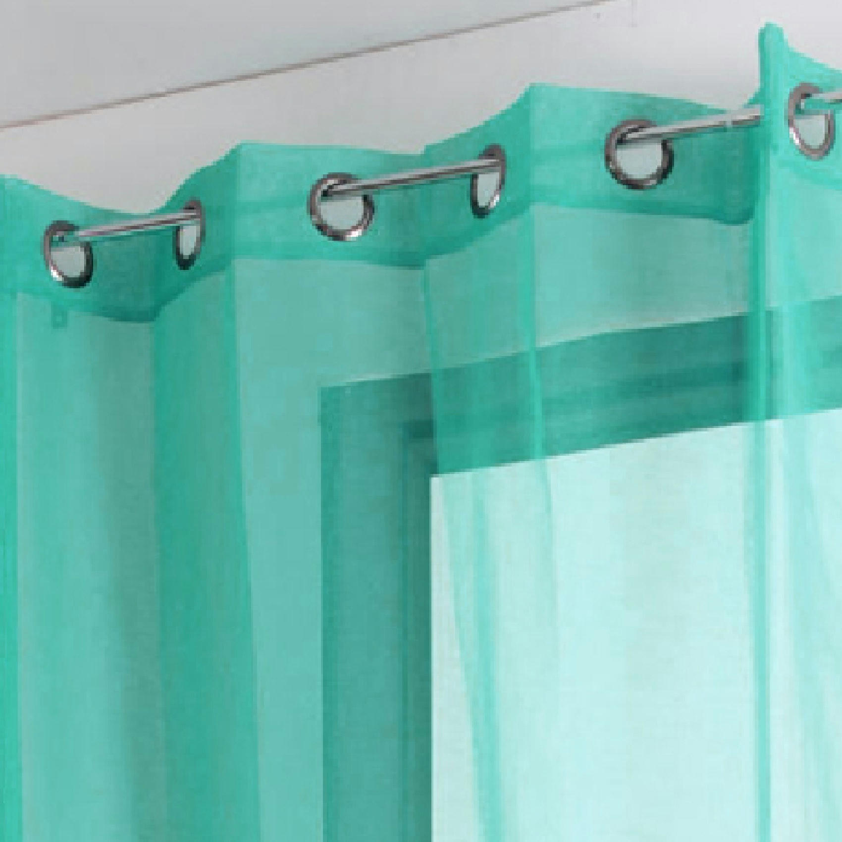 - Voilage uni à oeillets polyester céladon 140x280 cm