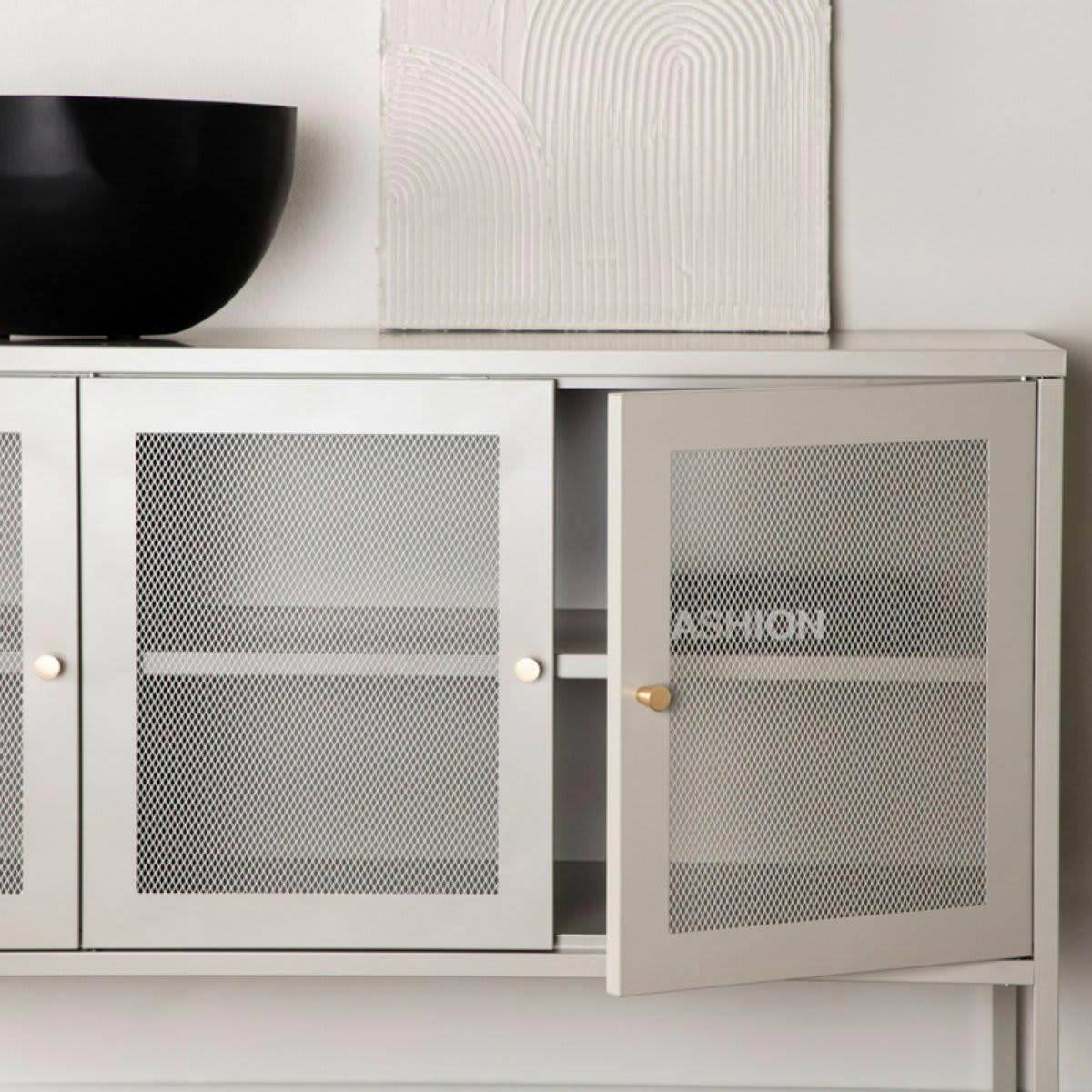 CABANA - Buffet bas industriel en acier 120cm beige