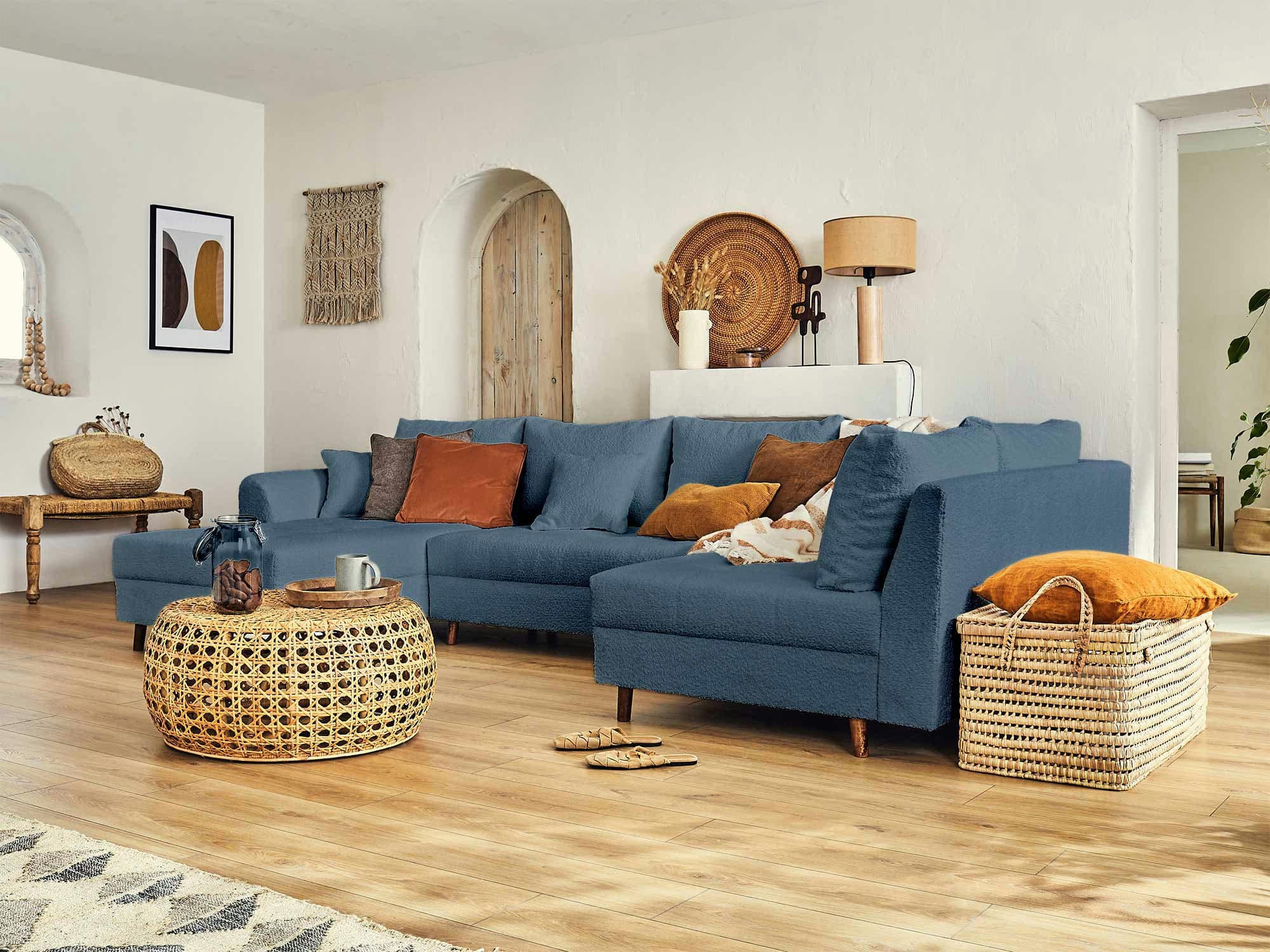 RUNE - Canapé d'angle droit 7 places en tissu bouclette bleu nuit