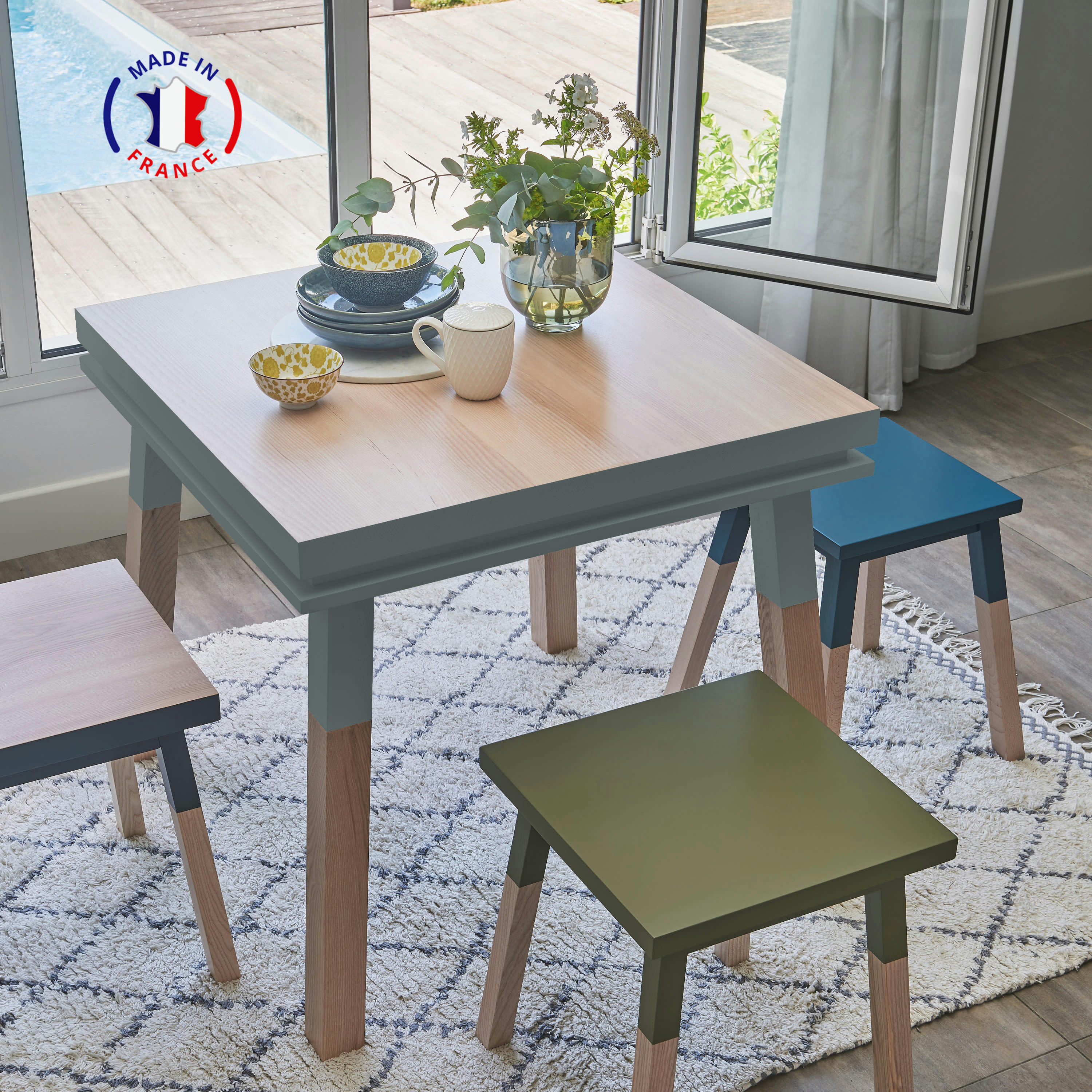 EGEE - Table de cuisine carrée avec tiroir 100 cm, 100% frêne massif