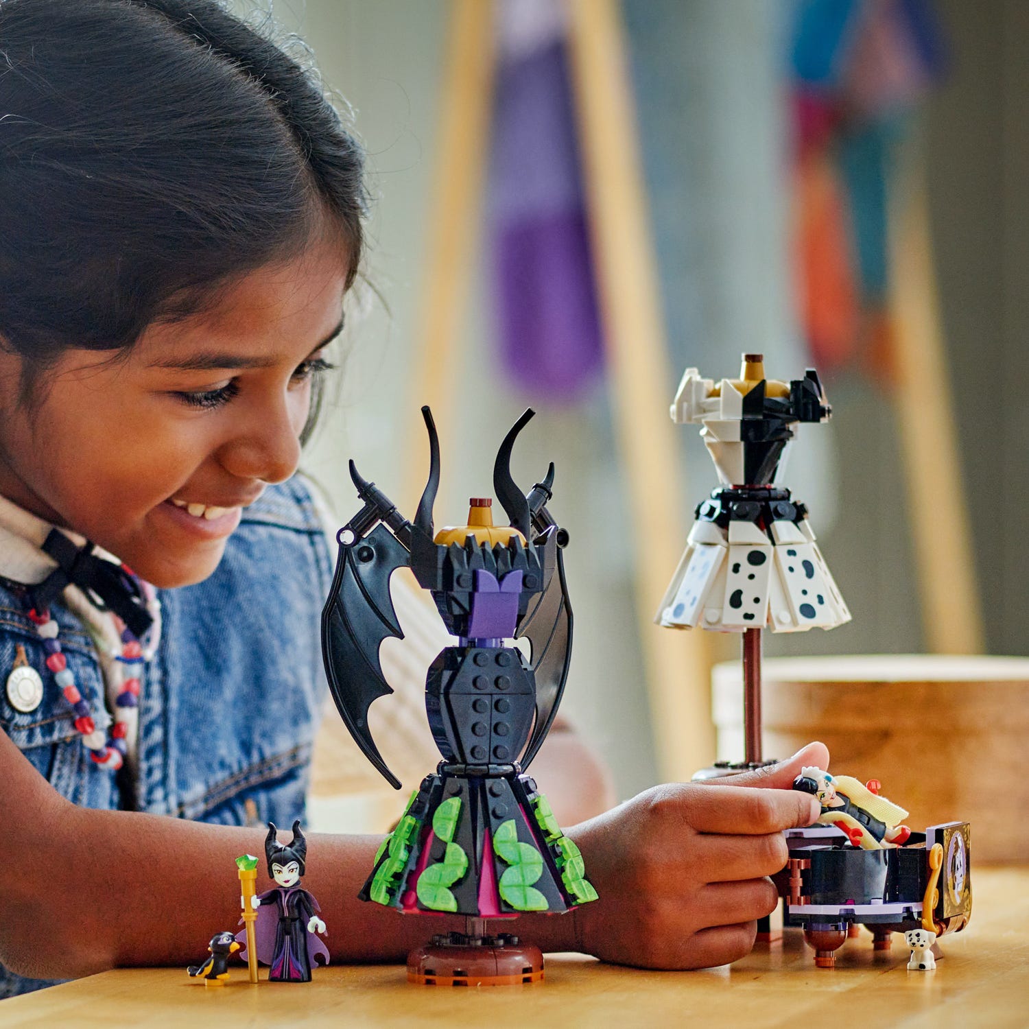 Abiti di Malefica e Crudelia De Mon Lego Disney