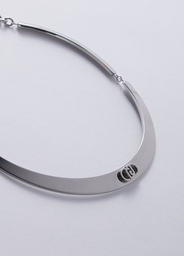 Collana con logo