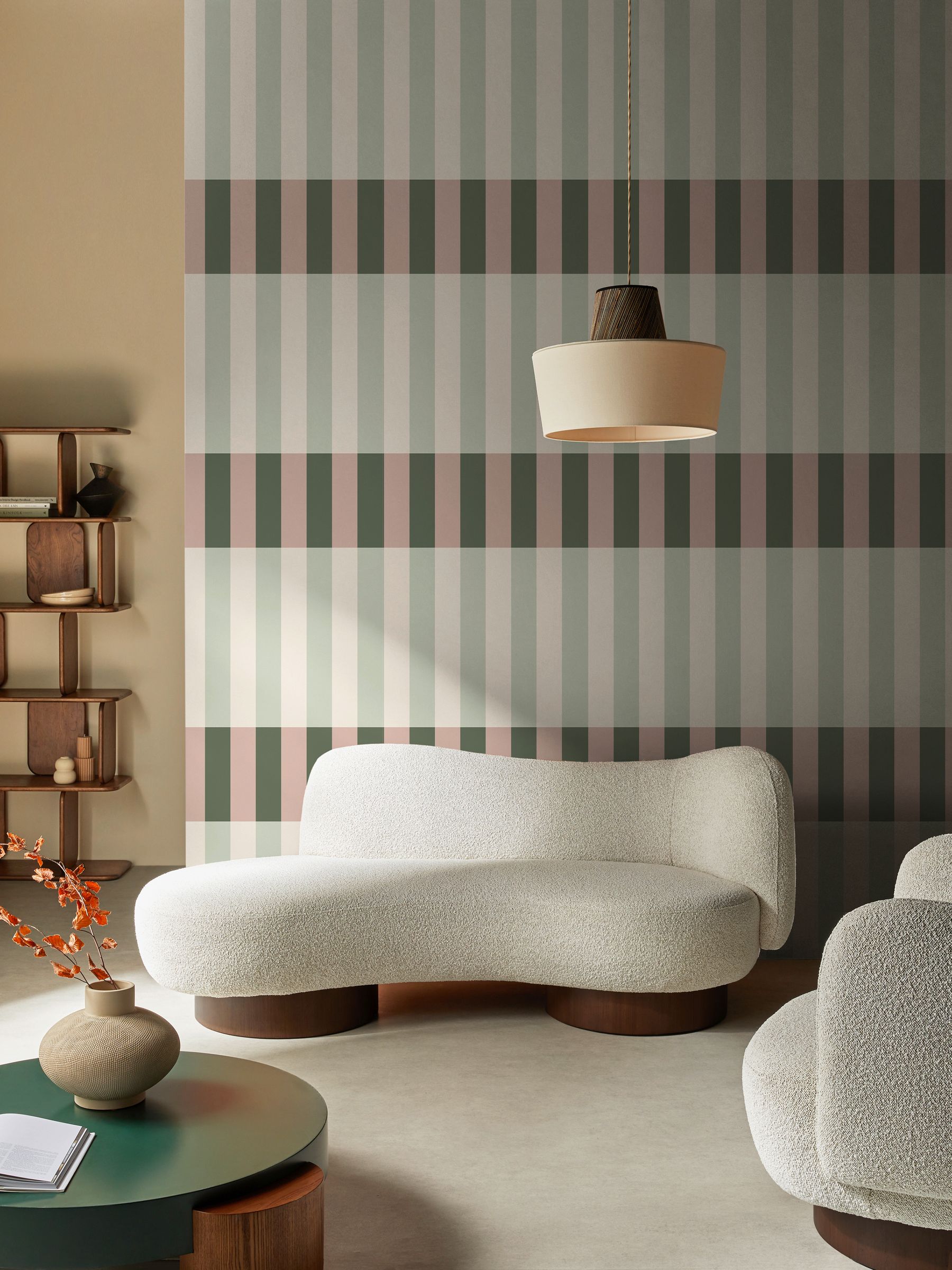 Terri 10M Wallpaper in Green and Blush
