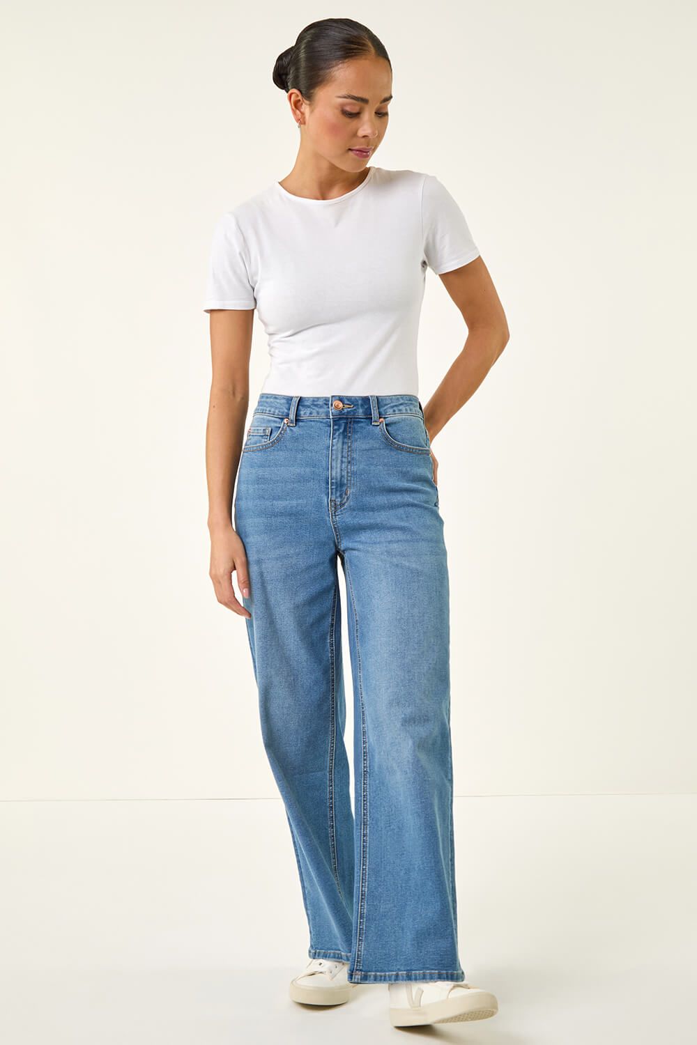 Roman Petite Wide Leg Jeans