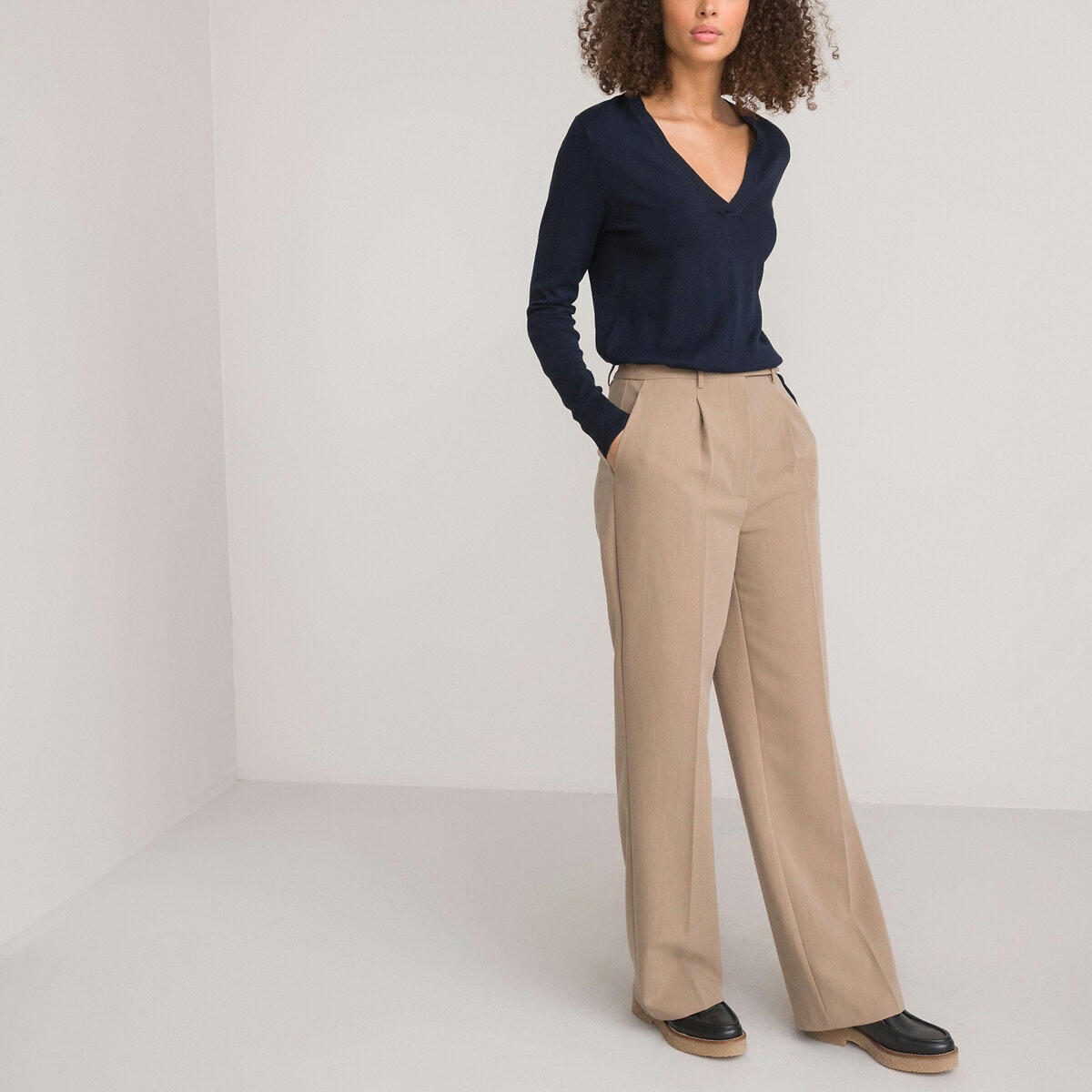 Pull basique, col V