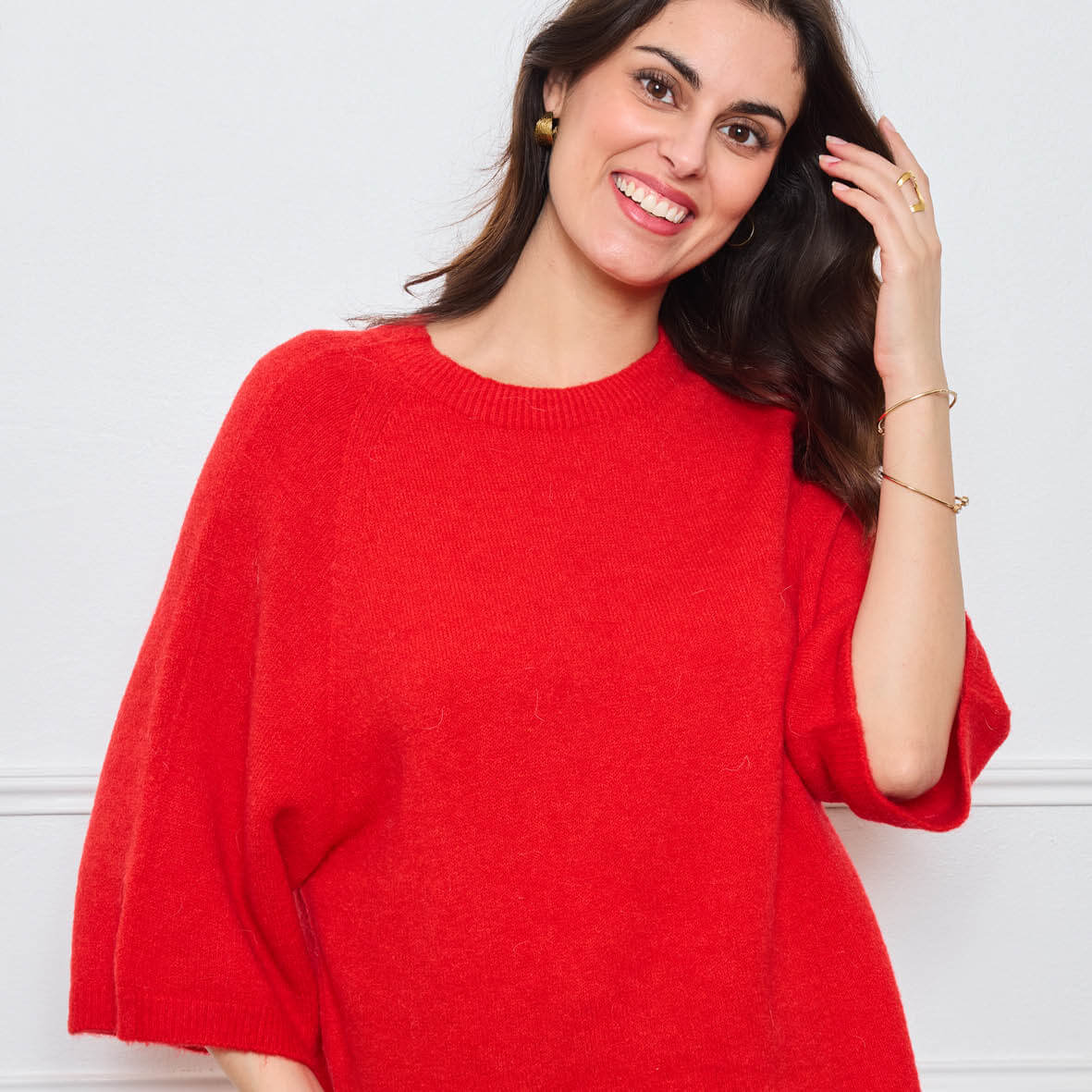 COL ROND AVEC MANCHES 3/4 LOUIE ROUGE