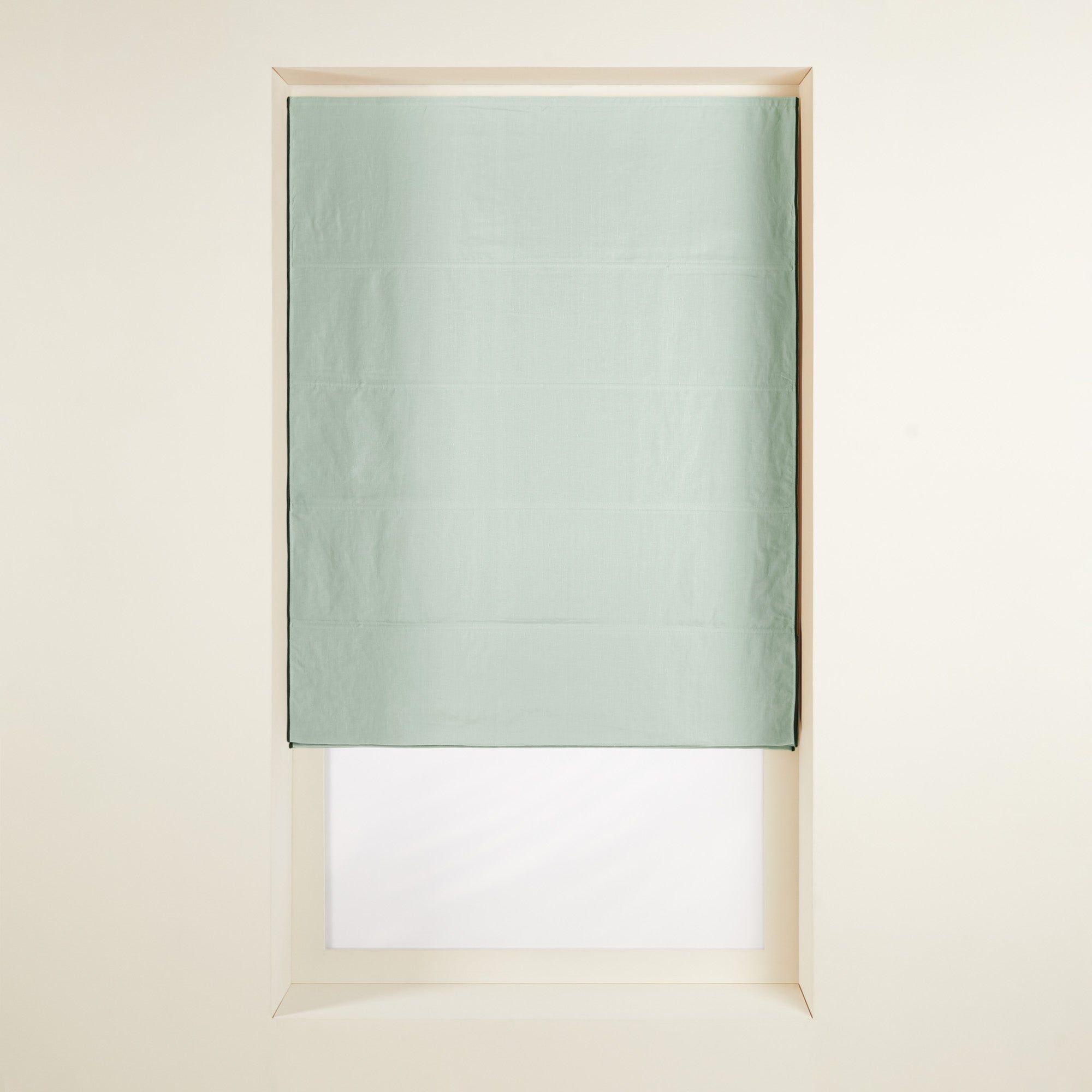 Madura Verduisteringsrolgordijn Carlina linde en zwarte hommel 45x220 cm