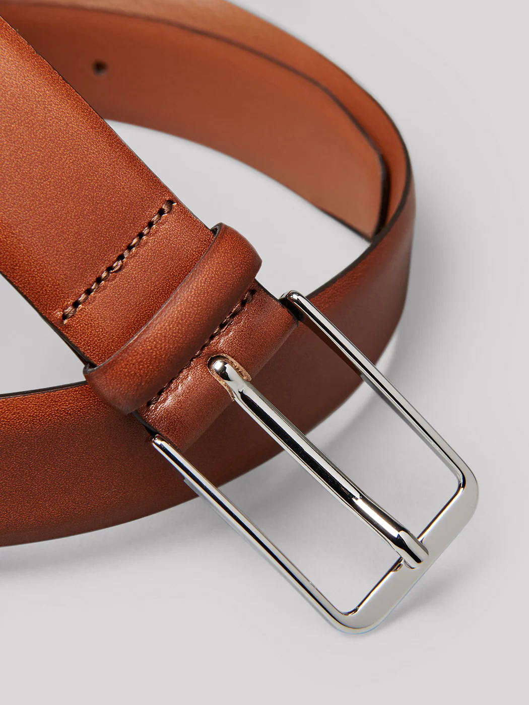 Ceinture fine en cuir lisse