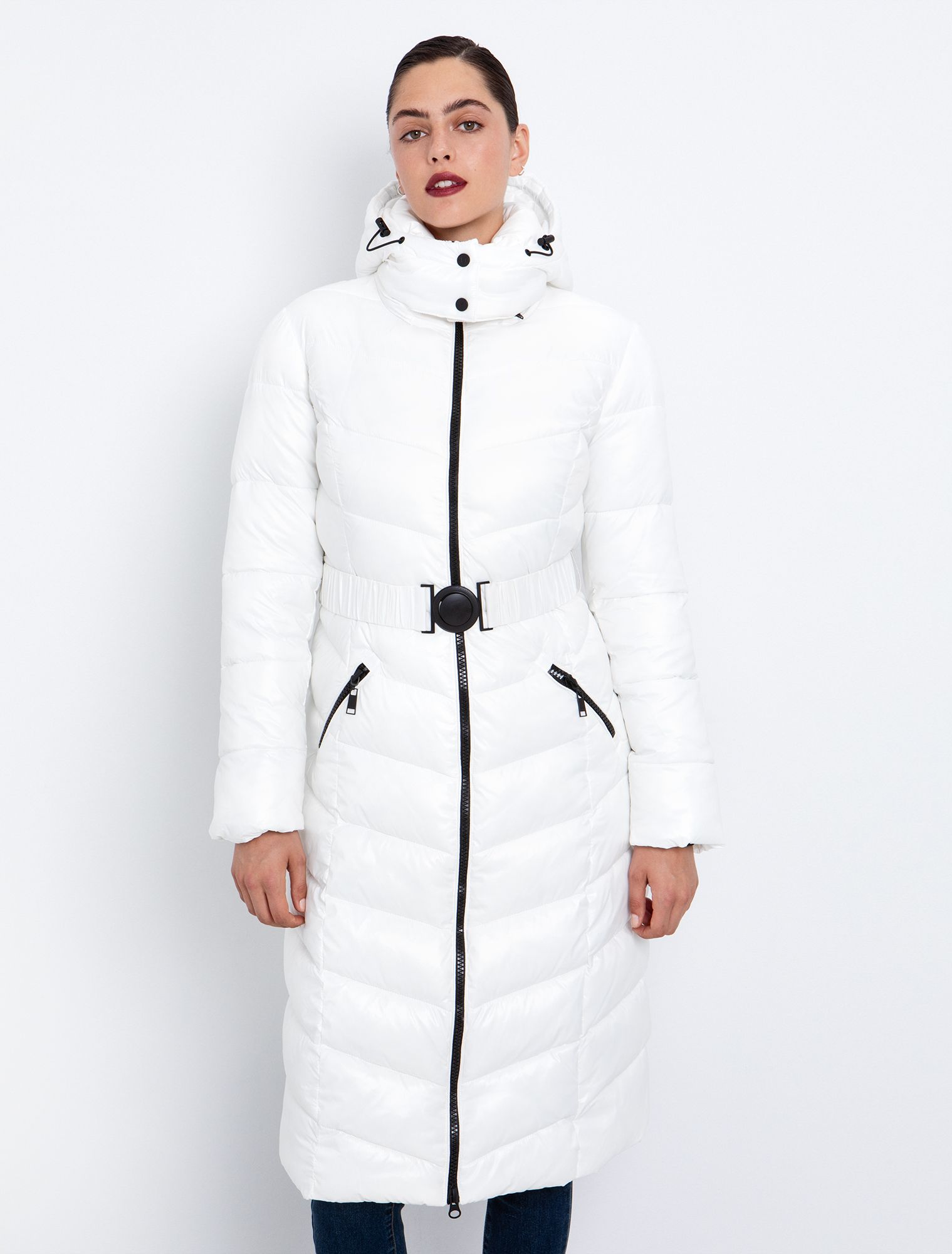 Mακρύ μπουφάν με ζώνη & κουκούλα