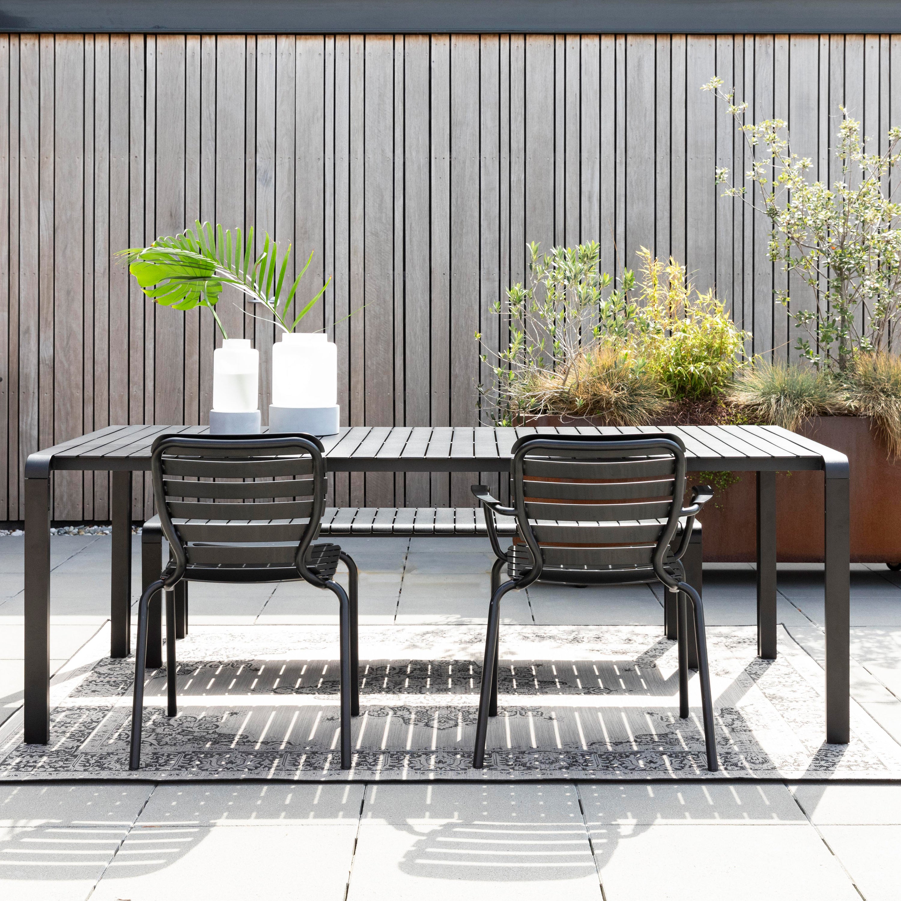 Zuiver Vondel Tuintafel