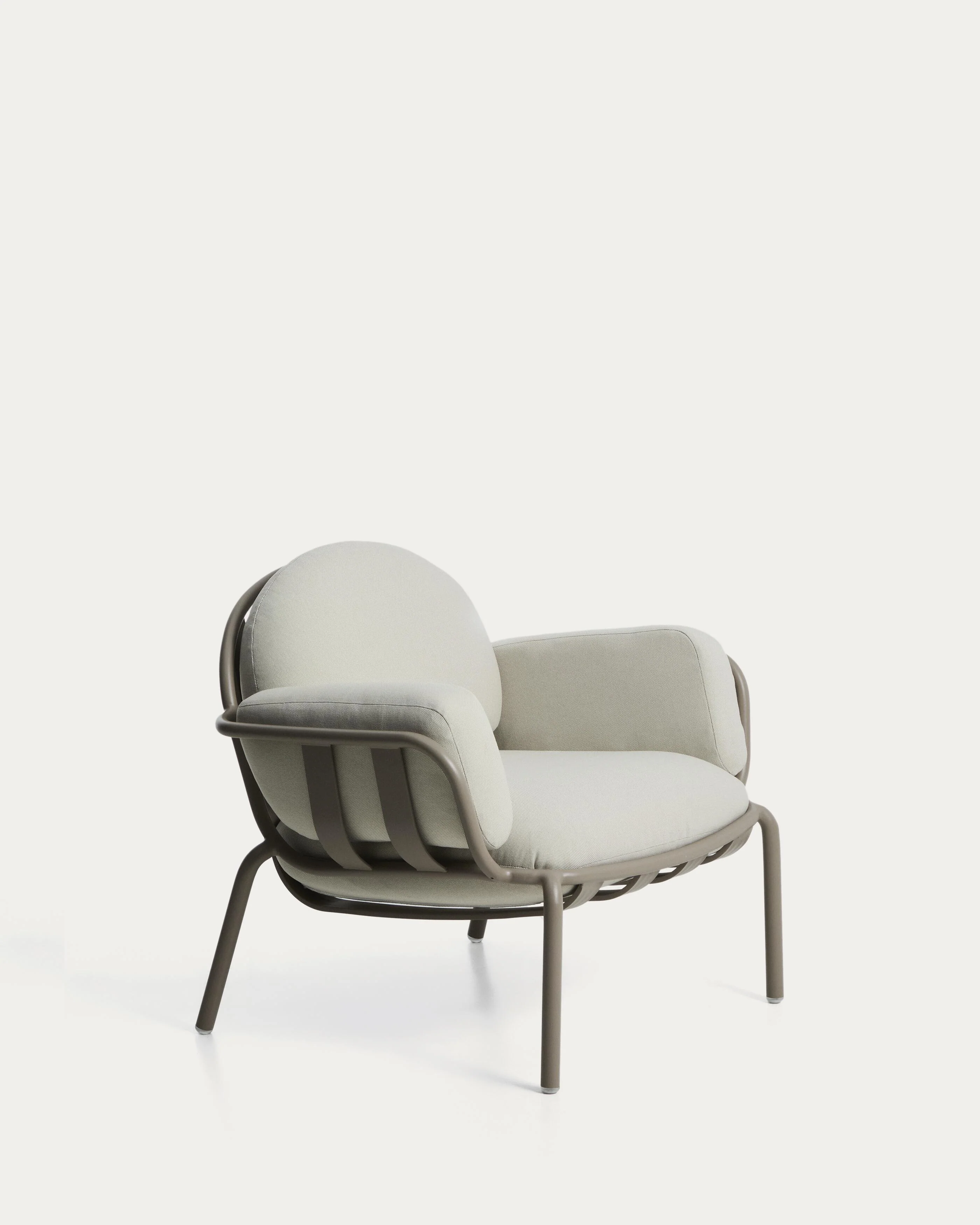 Joncols outdoor armchair in aluminium with taupe painted finish and beige cushions