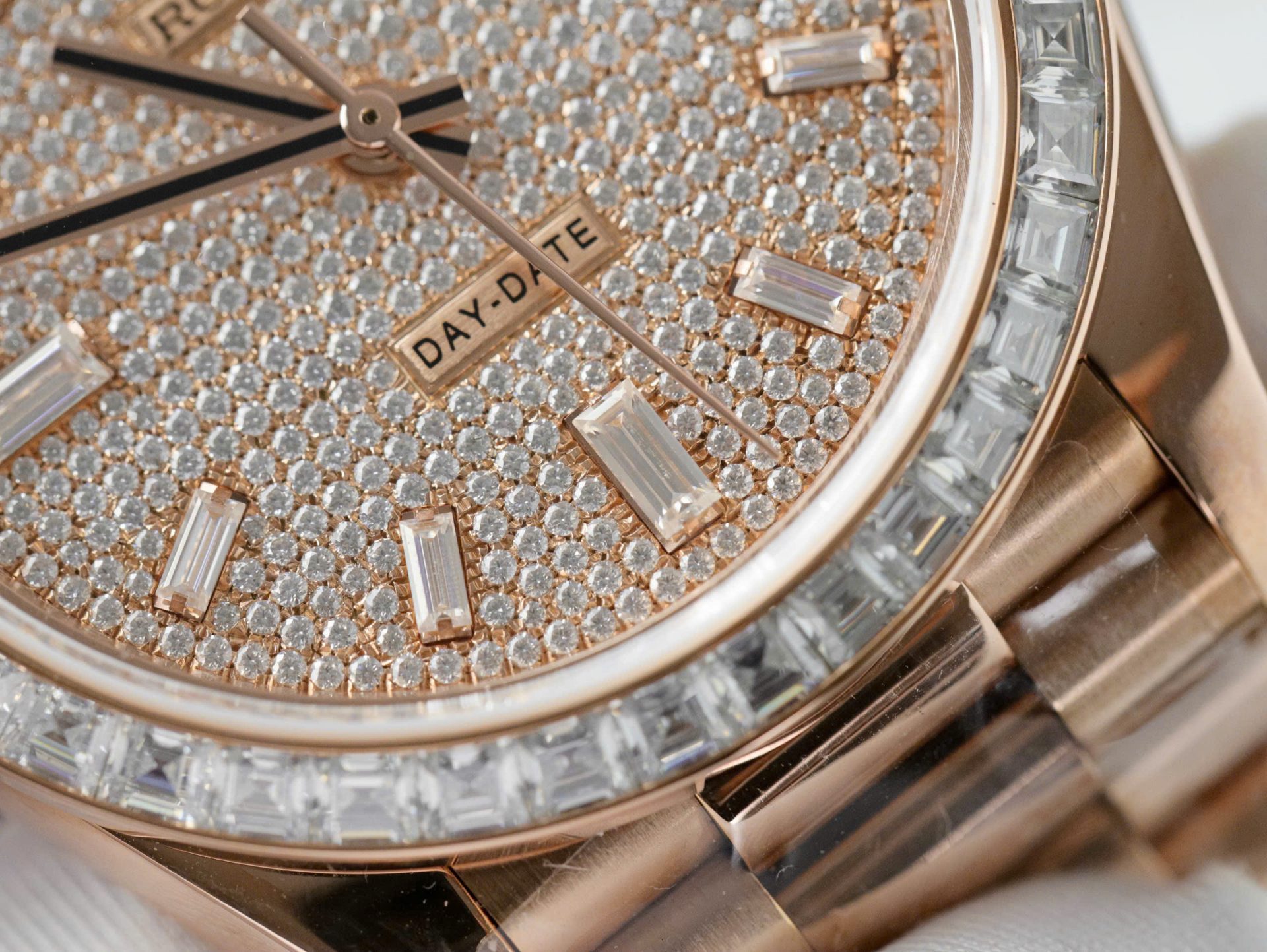 Rolex Day-Date RG Plated Diamond Dial Baguette Diamond 40mm Super Clone