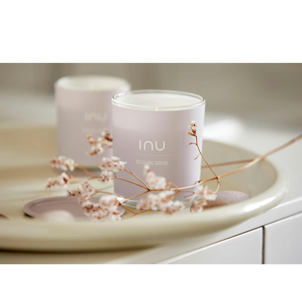 INU - Bougie parfumée cire naturelle beige sable