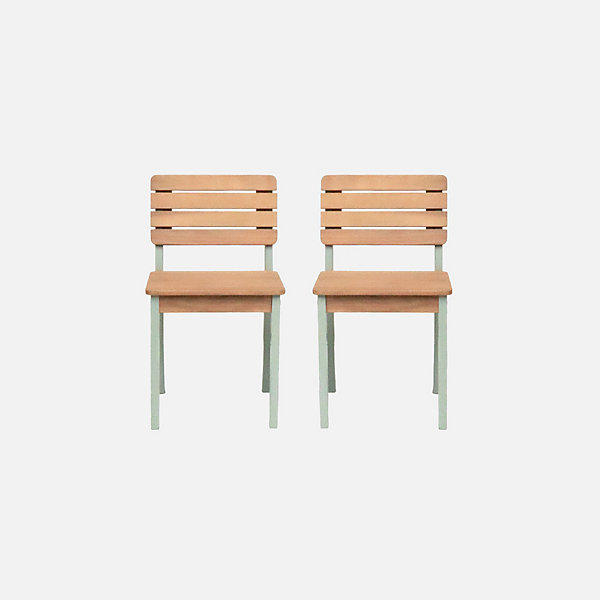 Lot de 2 chaises en bois d'acacia pour enfant. salon de jardin enfant vert de gris. intérieur / extérieur