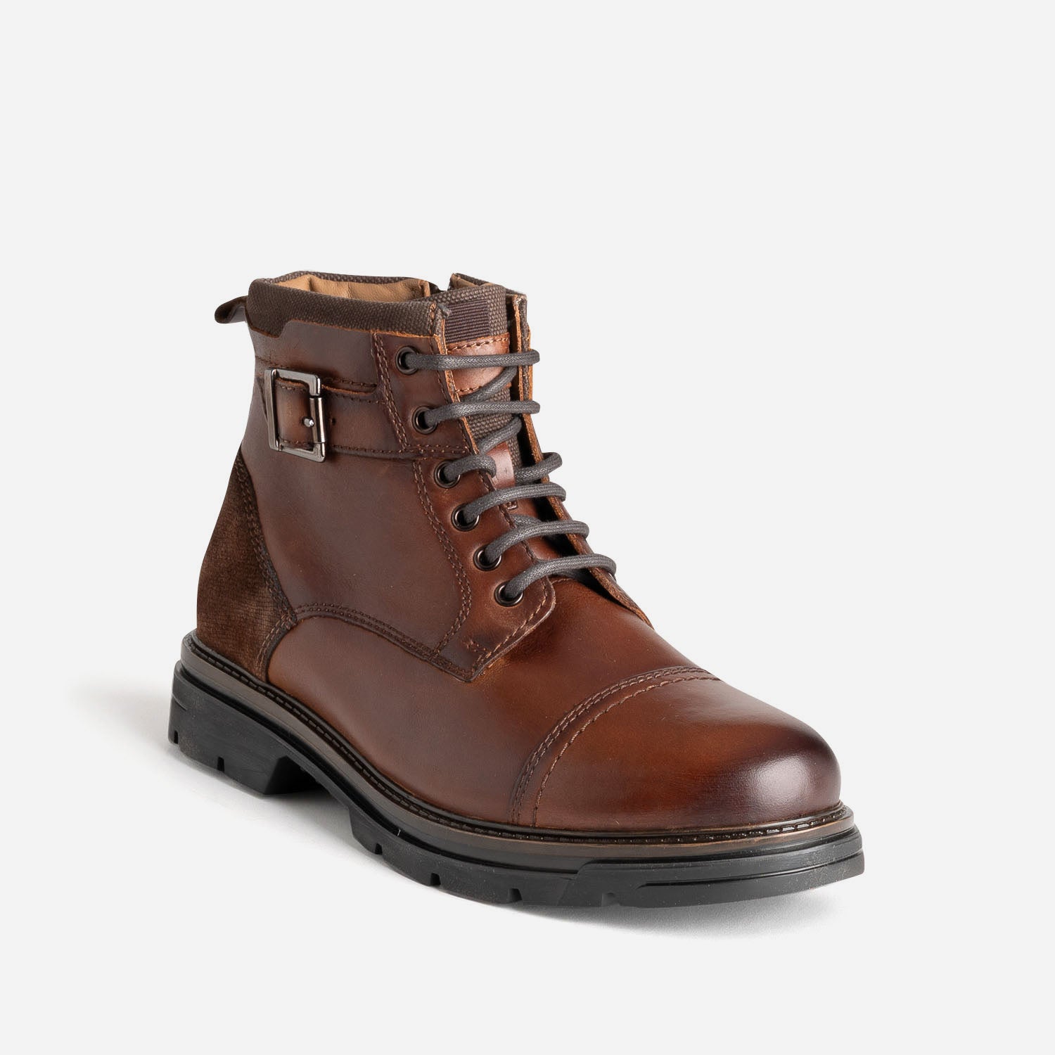 Boots à lacet marron cuir décor bride
