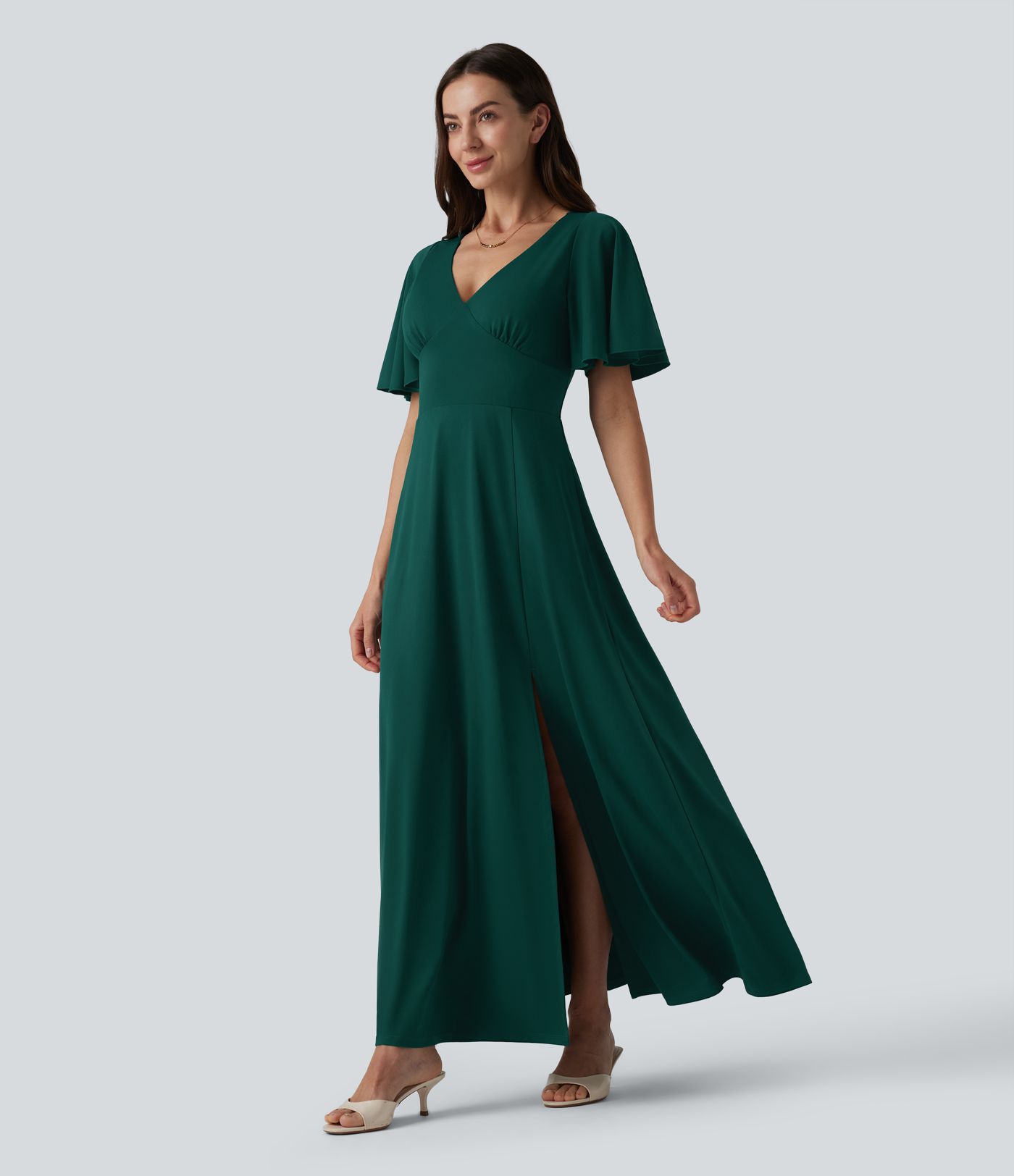 Robe longue fluide de demoiselle d'honneur et d'invitée de mariage, fendue, à manches à volants et col V profond, avec soutien-gorge intégré et poches