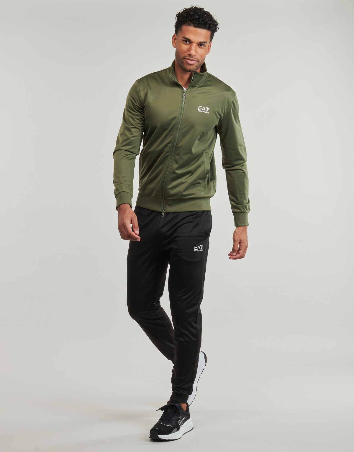 Emporio Armani EA7 - TRAIN CORE ID M T-SUIT T-TOP FZ CH PL CC - Black / Kaki