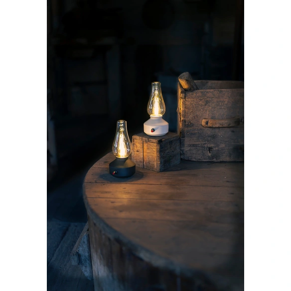 Tischlampe, Metall/Glas, LxBxH: 11x13x24,5 cm, warmweiß