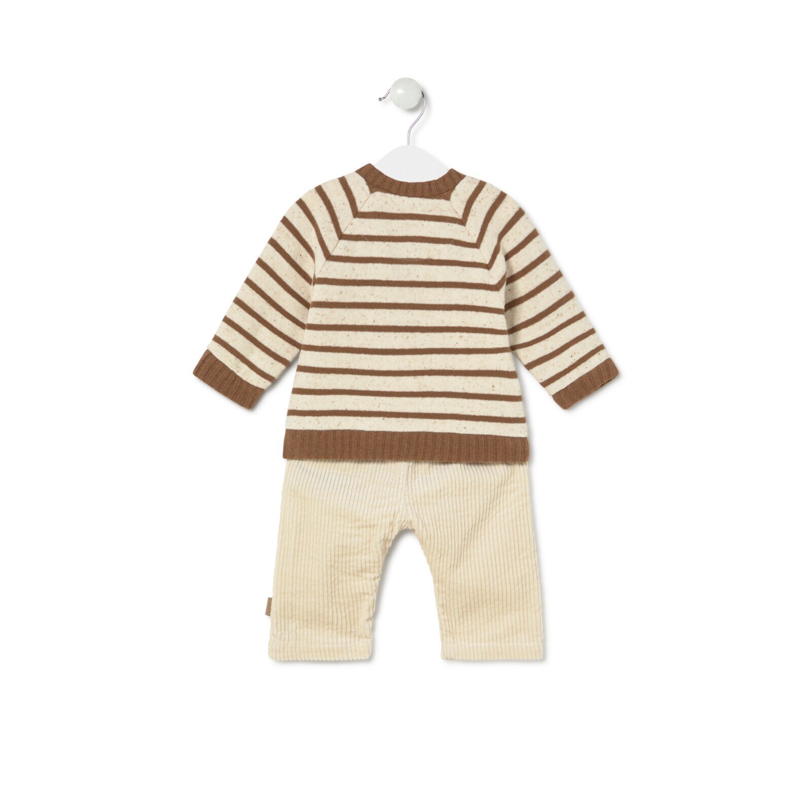 Conjunto de niño Brown crudo