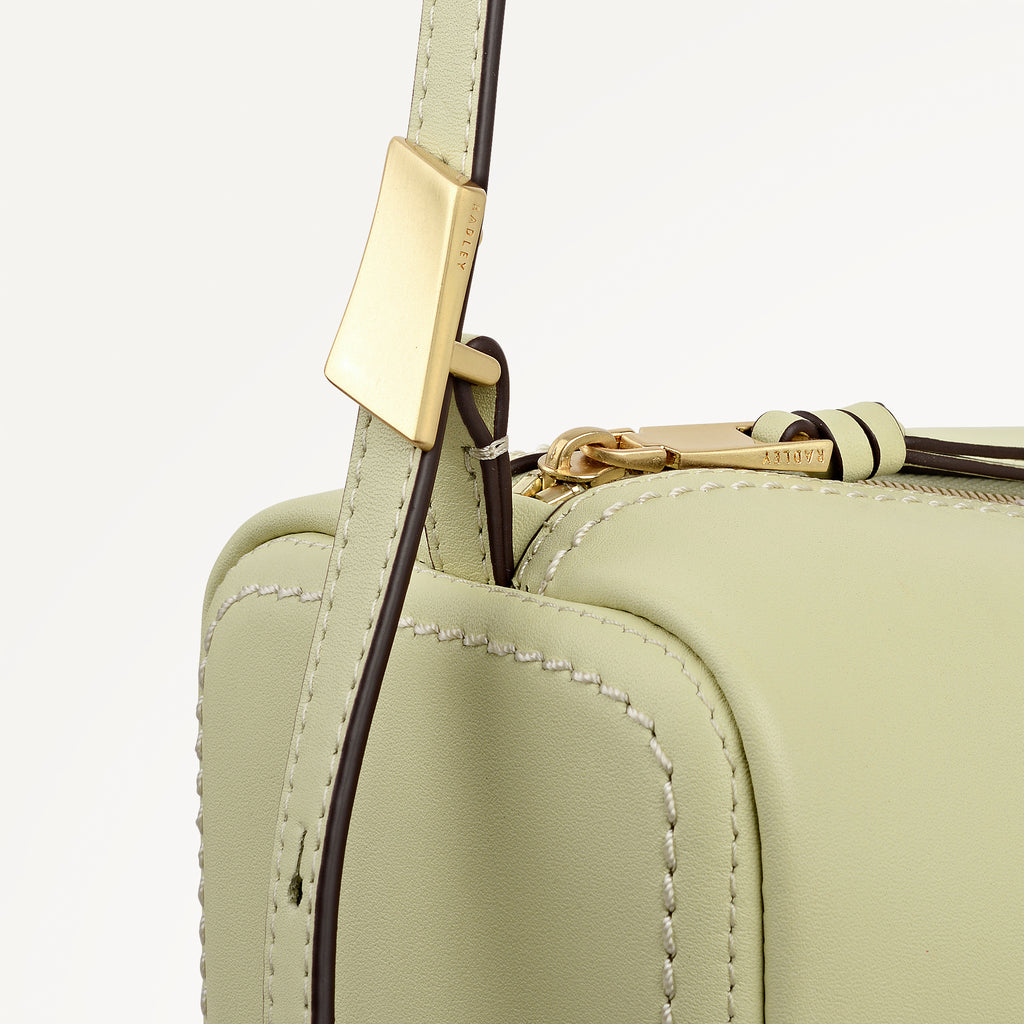 The Willow - Small Ziptop Shoulder