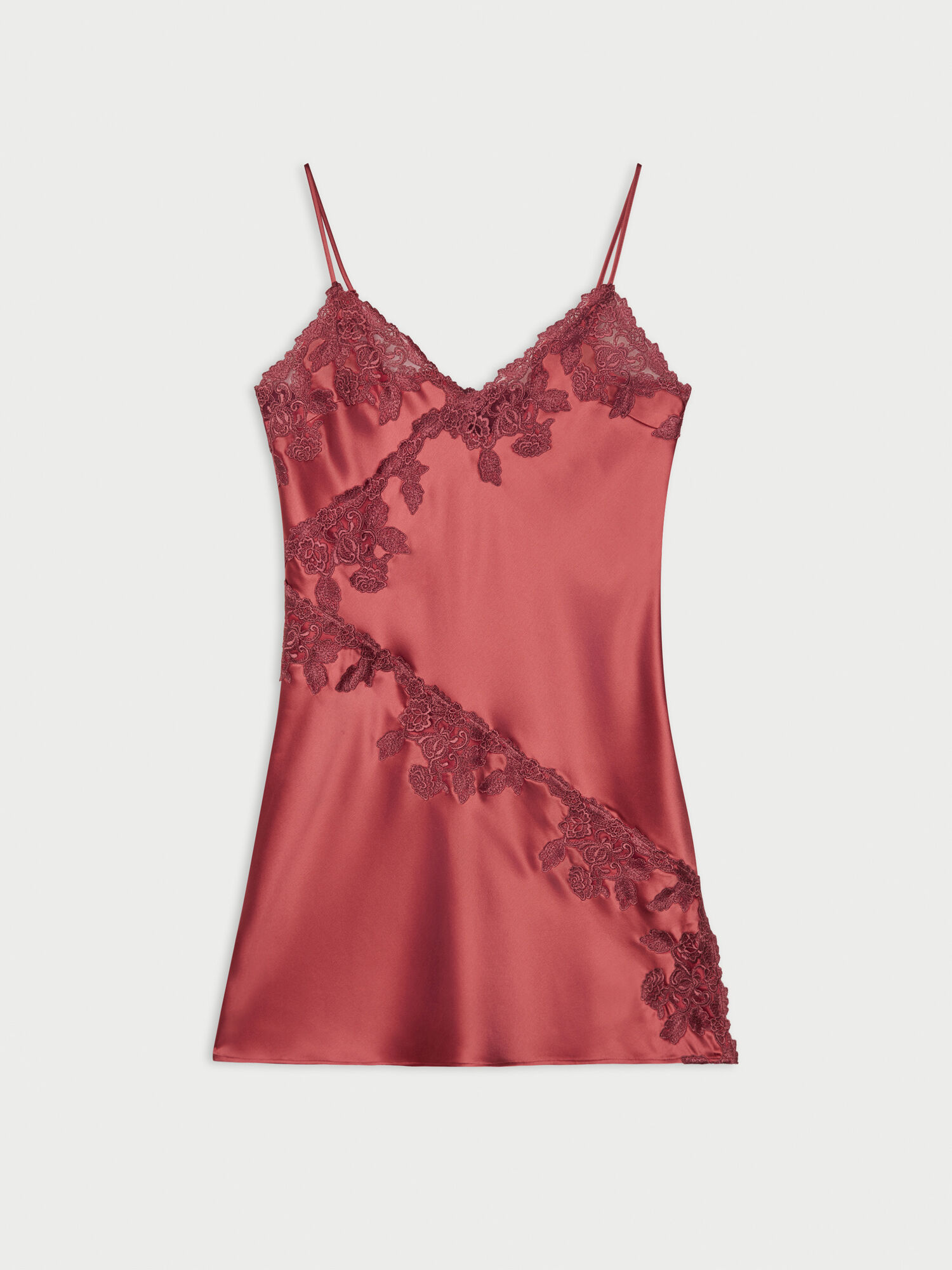 EXCLUSIVE: Verana satin kjole