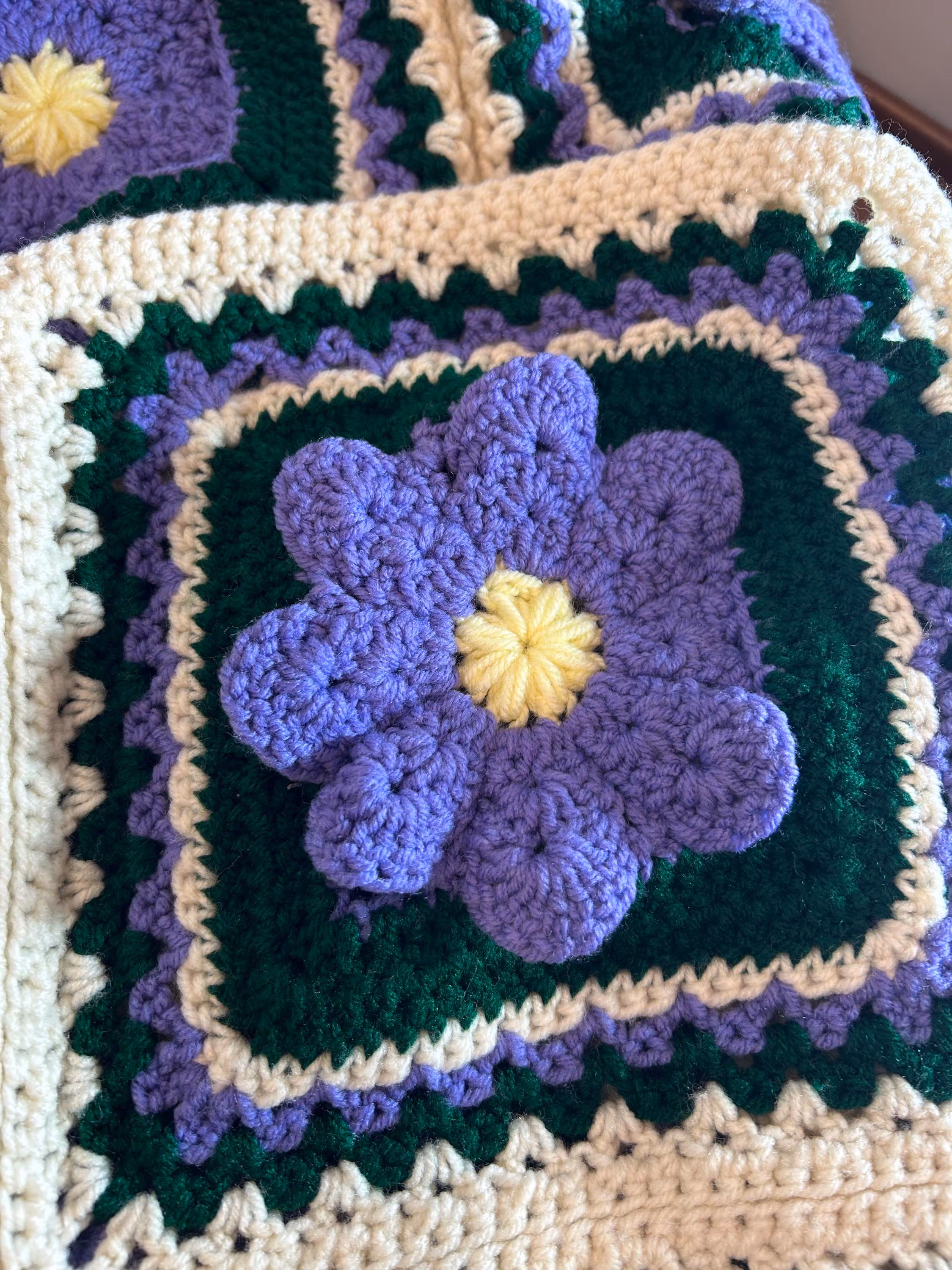 New Handmade Crochet Granny Squares 3D Flowers Afghan Blanket 44x66 Purple Green Cream Yellow Pansy Daisy Violets