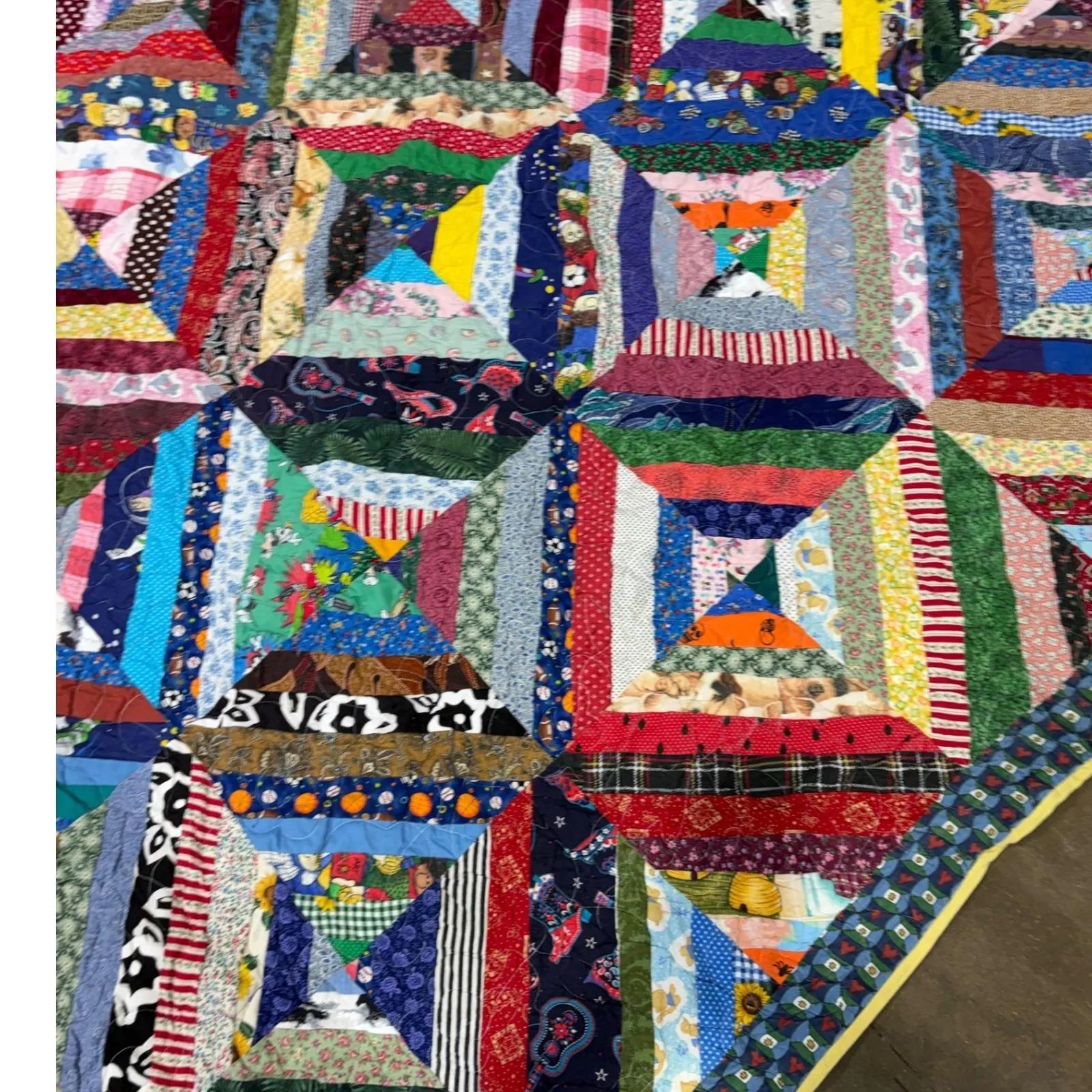 Vintage Handmade Patchwork String Quilt Looney Tunes Disney Throw Blanket 64x90