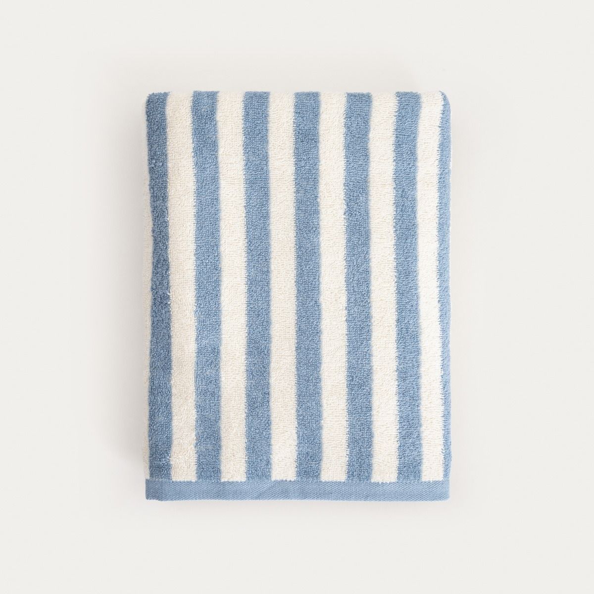 Ręcznik LISTRA w niebieskie paski 70x130 cm