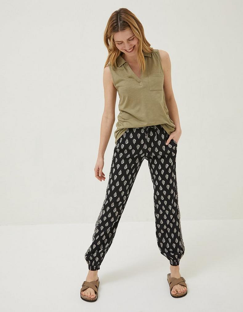 Polly Sleeveless Polo Shirt