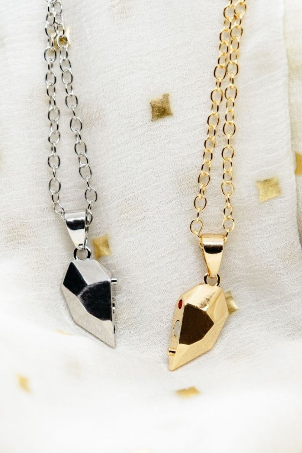 The Colourful Aura 2 Pcs Heart Magnetic Silver Gold Couple Matching Pendant Necklace