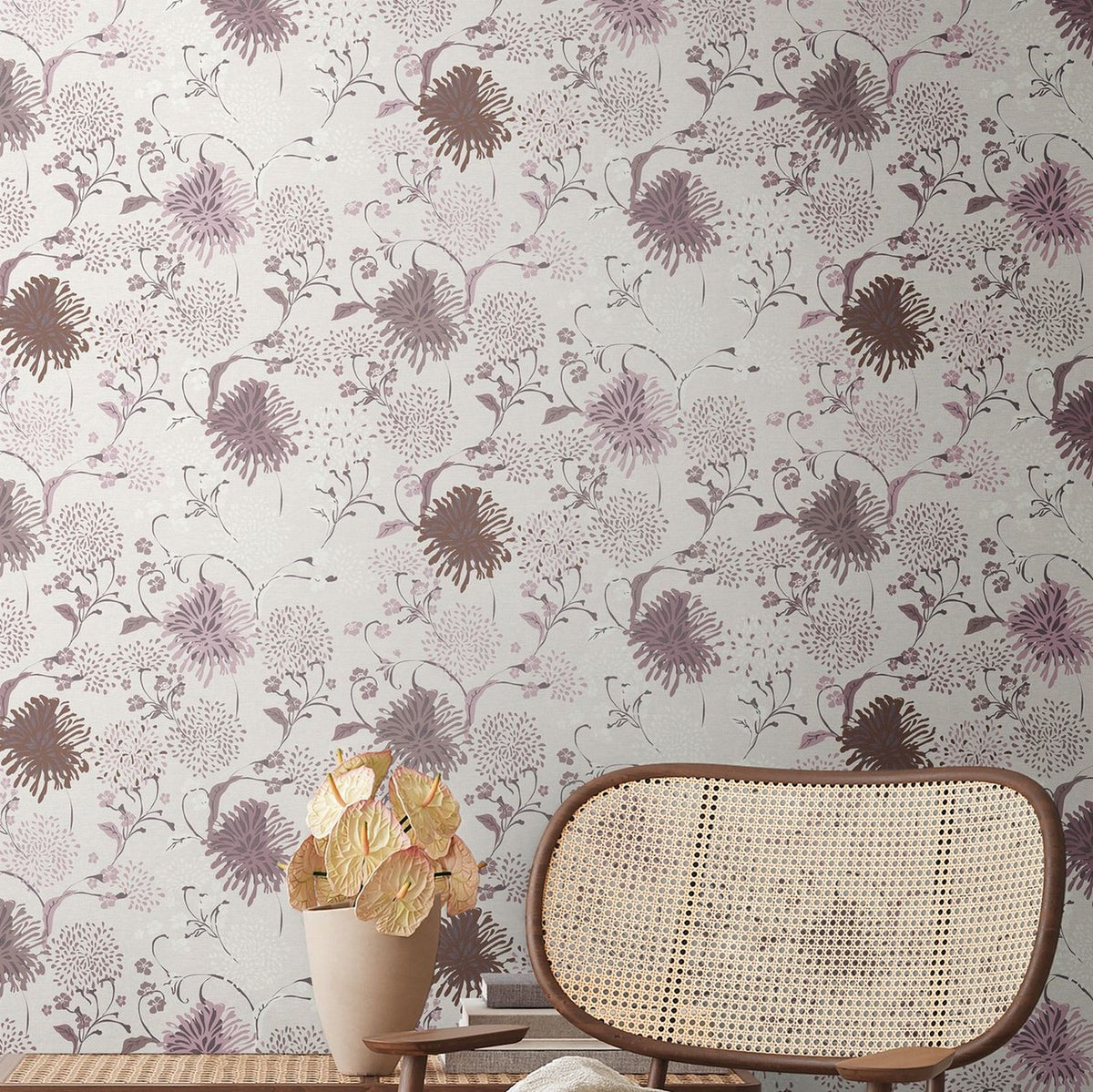 Livingwalls behang bloemmotief wit, lila paars, roze en crème - 53 cm x 10.05 m - AS-389001