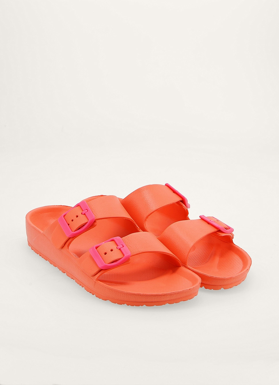 CLAQUETTES EN PLASTIQUE à DOUBLE BOUCLES CORAIL