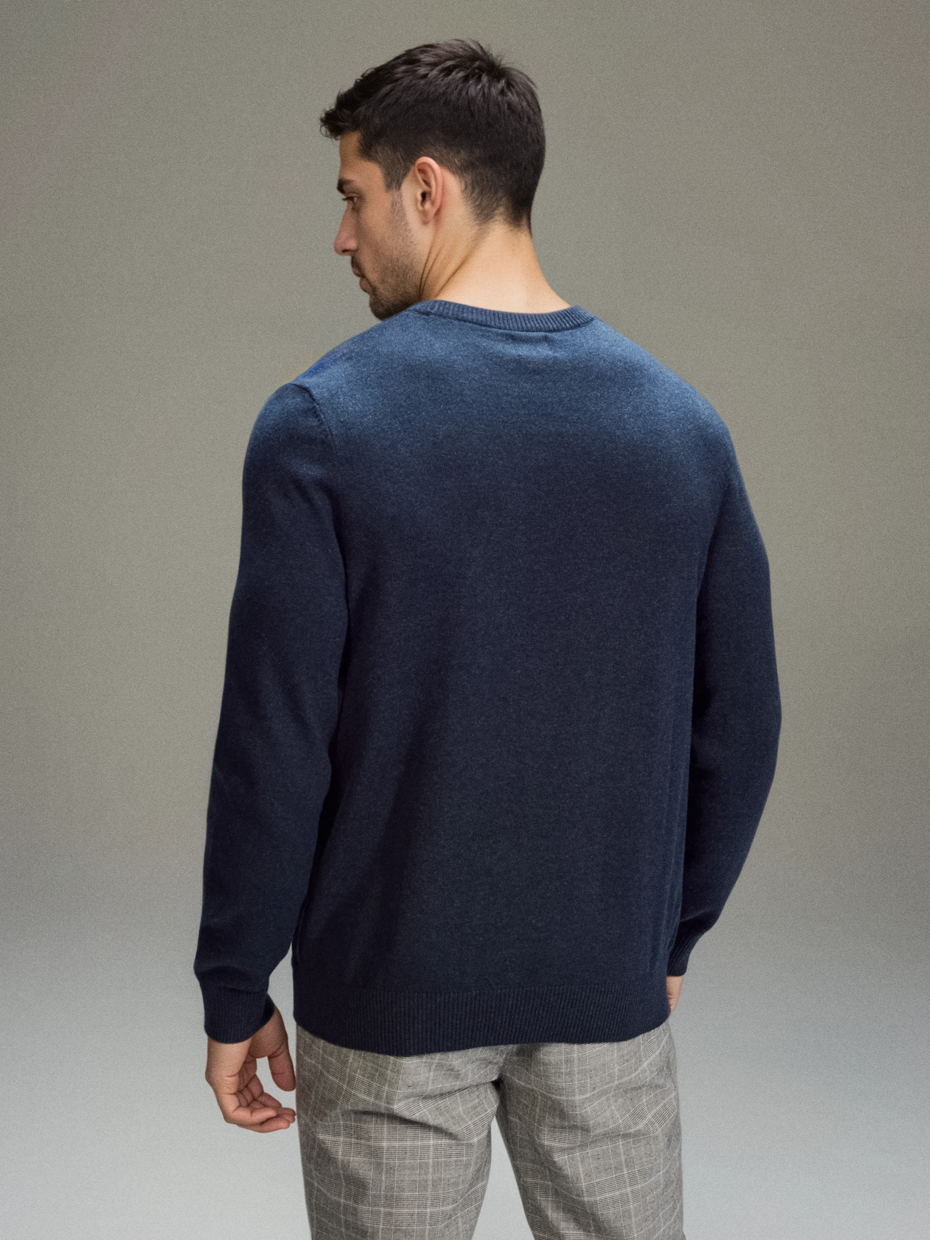 Bawełniany sweter basic