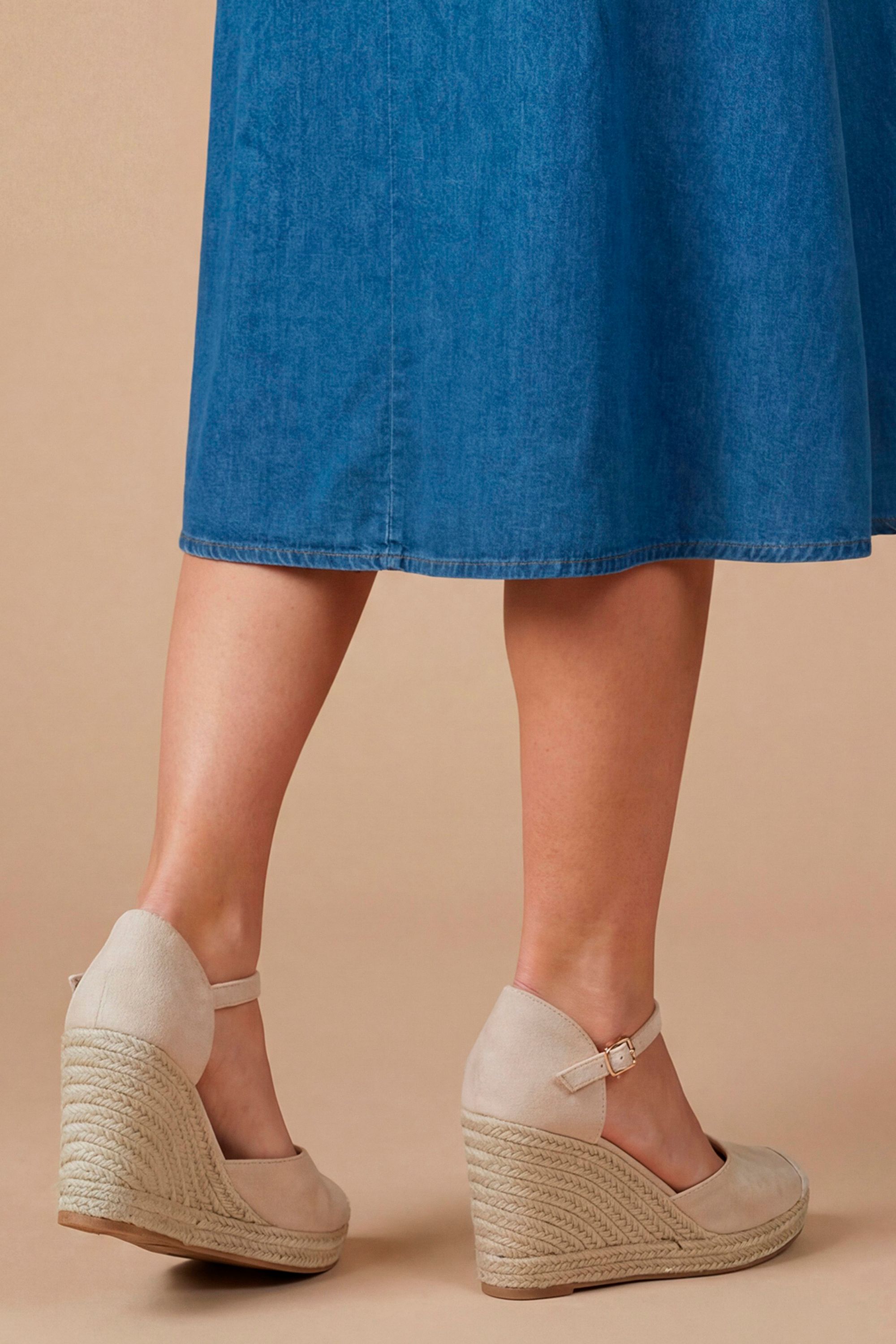 Dorothy Perkins Jillie Faux Suede Closed Toe High Espadrille Wedges