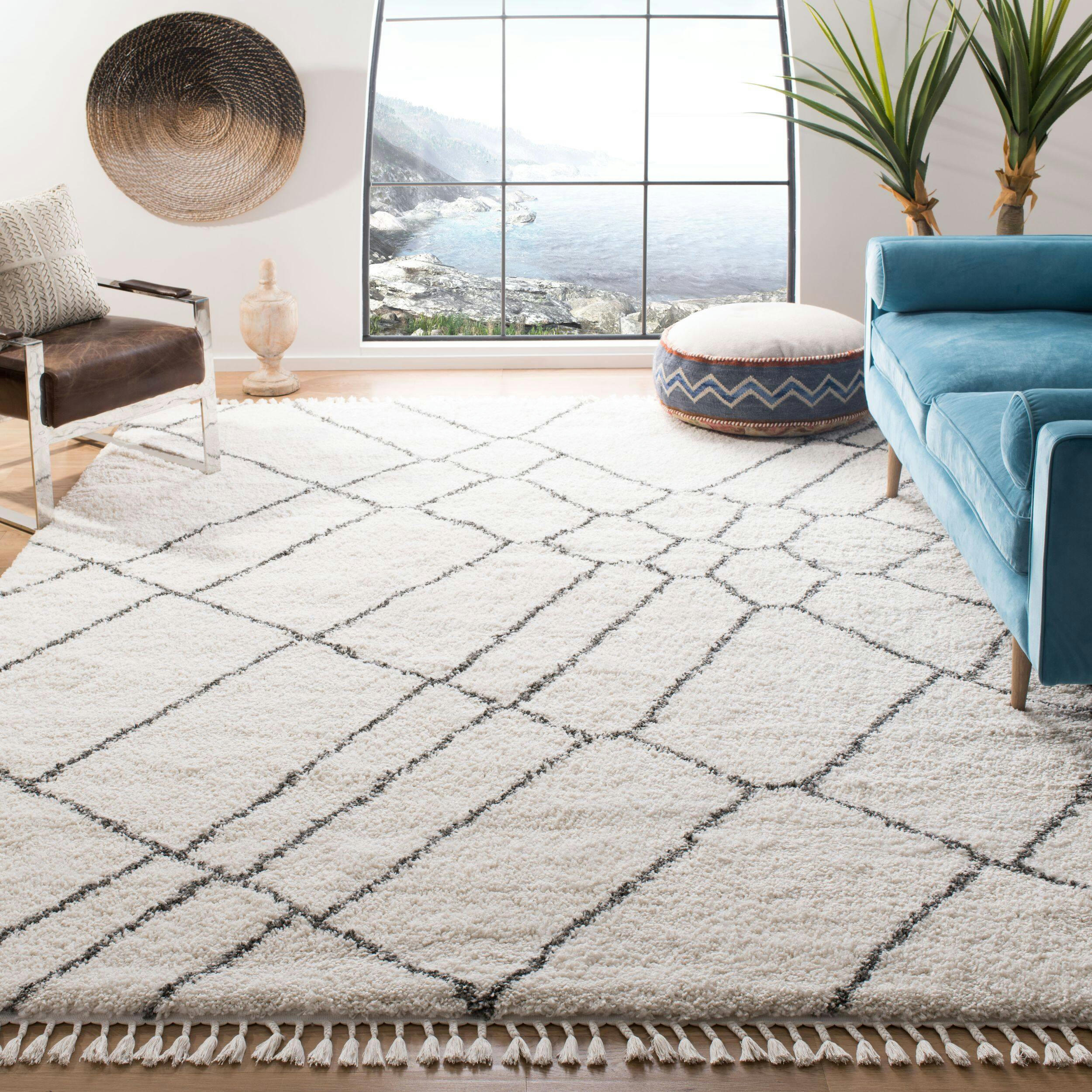 Safavieh Moroccan Fringe Shag 316 Rug, Ivory/Grey