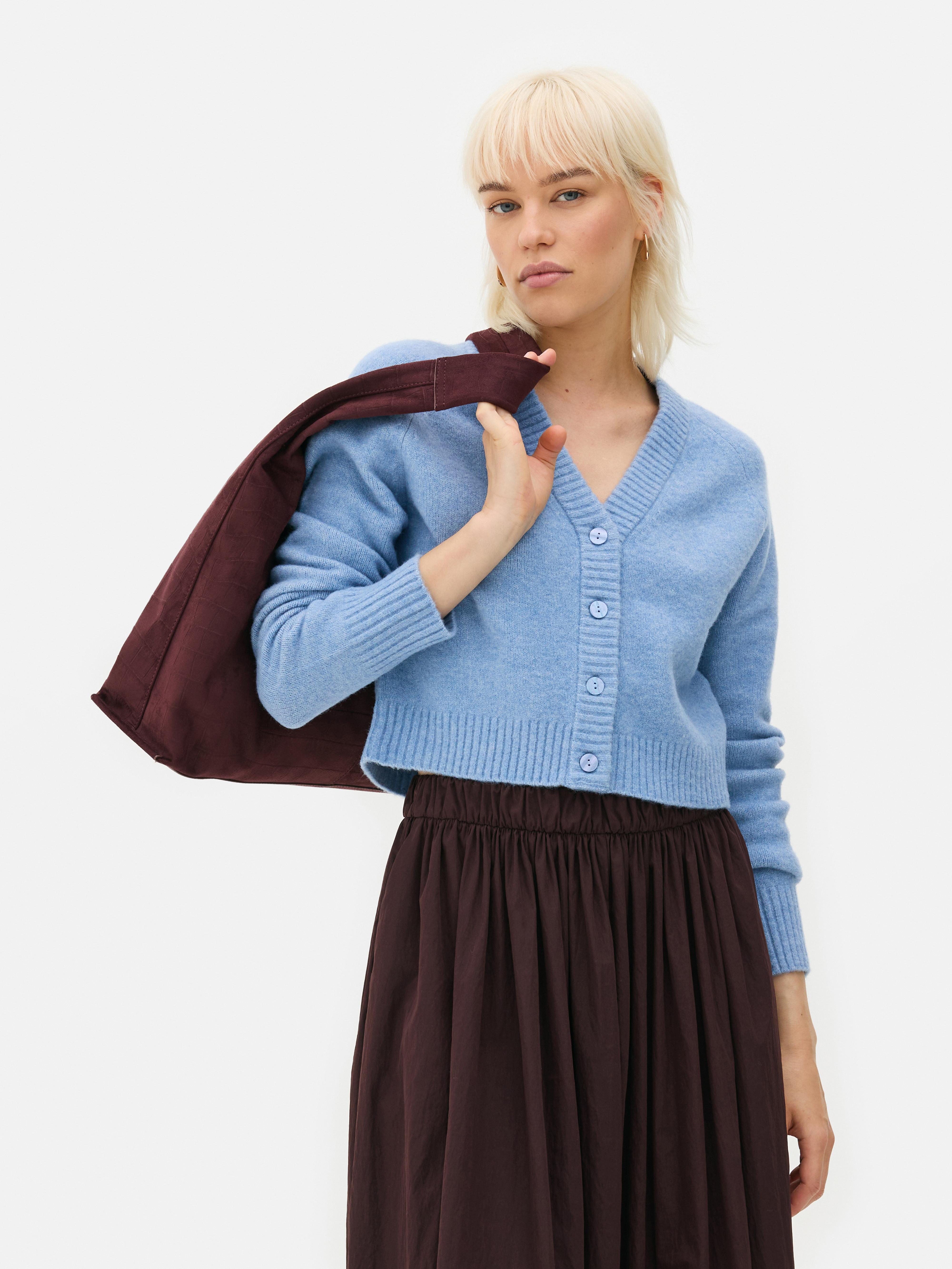 Cropped V-Neck Cardigan