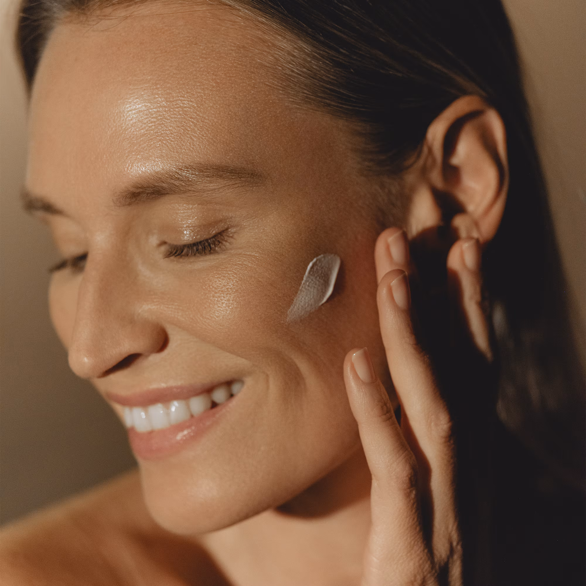 SUNLEŸASoin solaire anti-âge spf50+