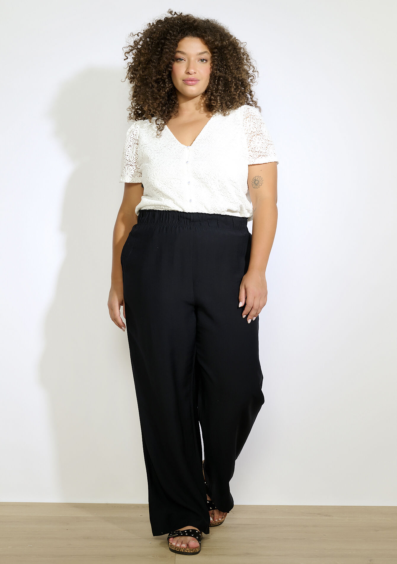 Losvallende wijde broek