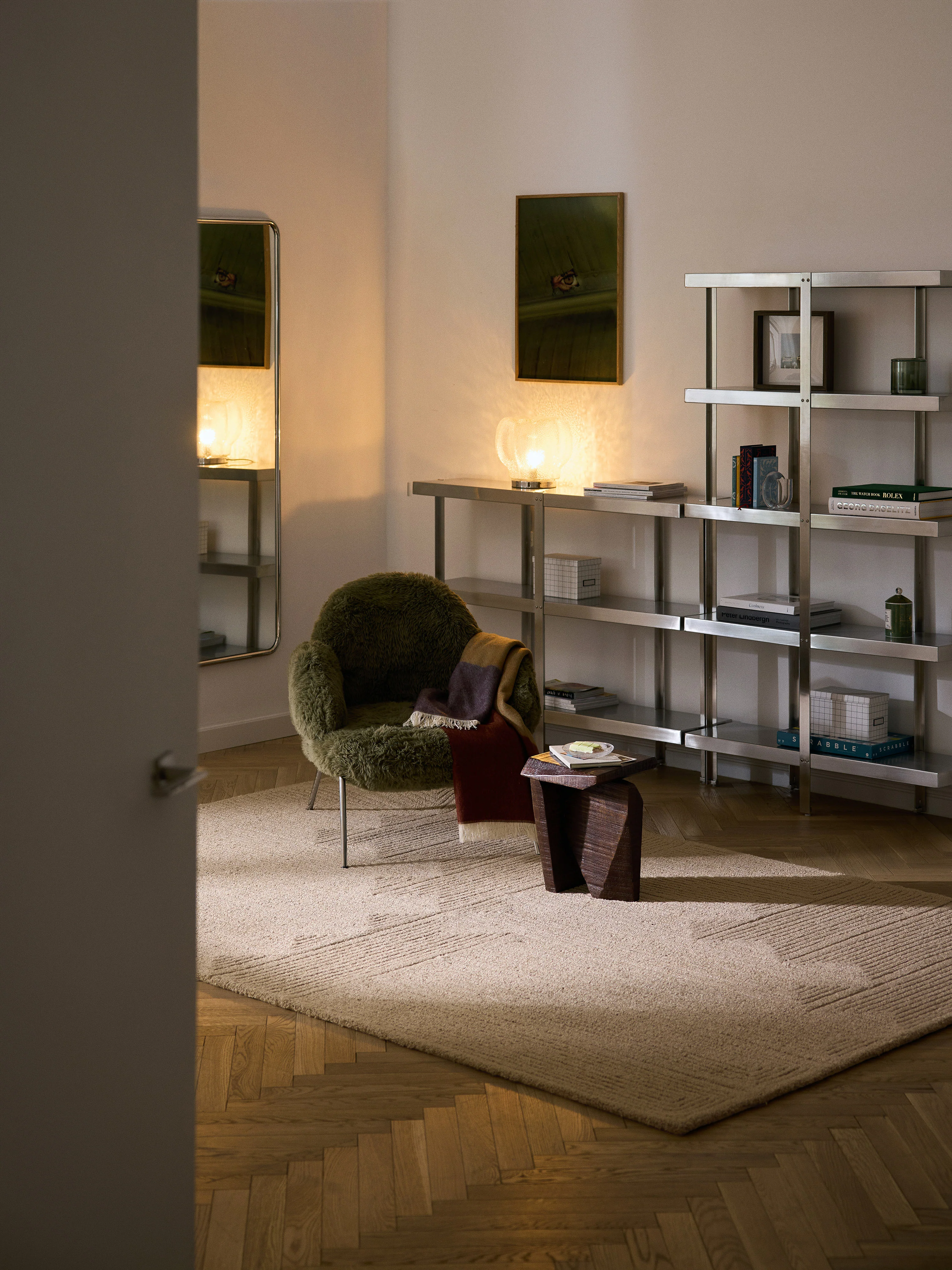 Handgetufteter Wollteppich Alexia mit geometrischem Muster