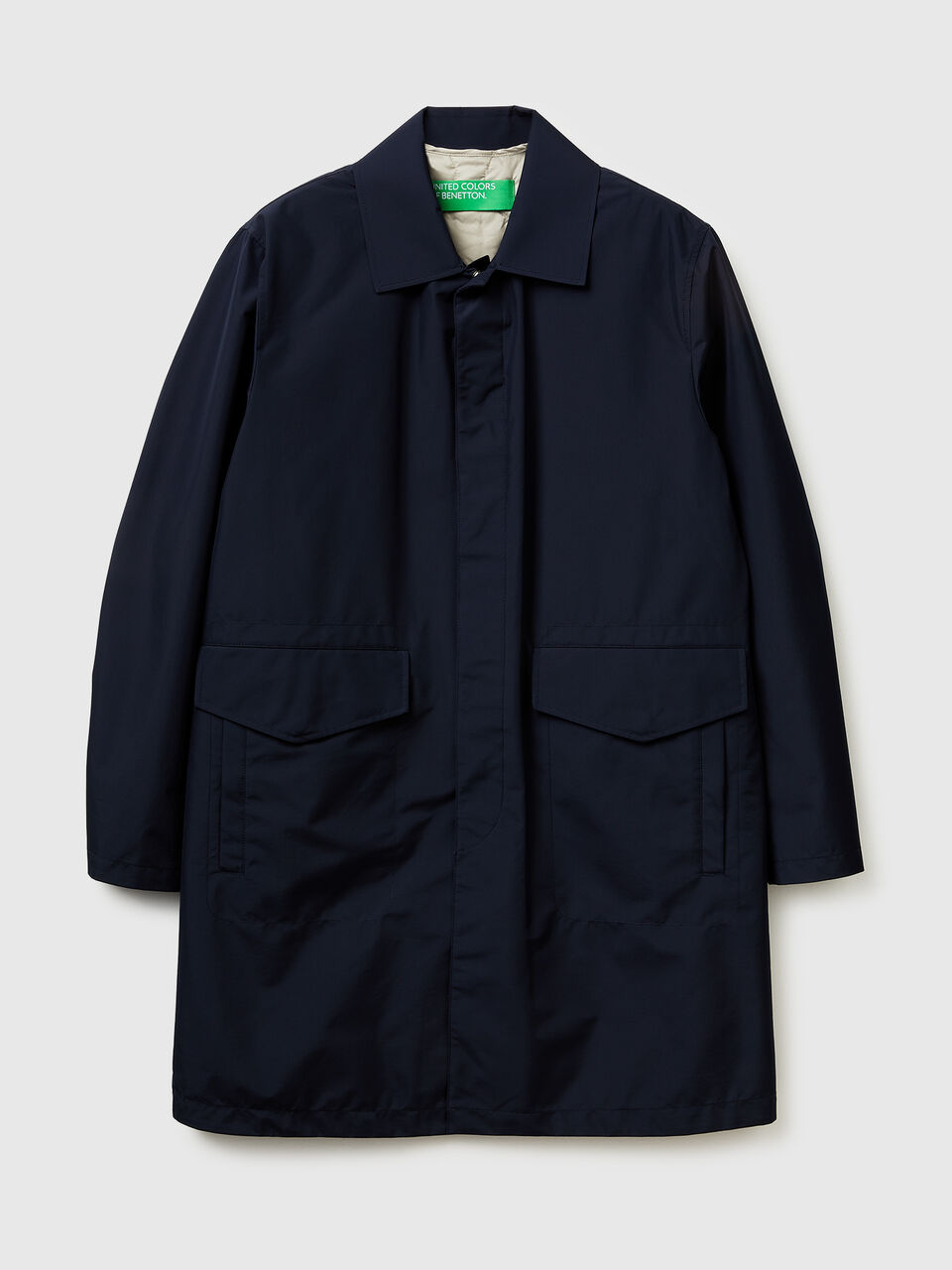 Trench coat with detachable vest