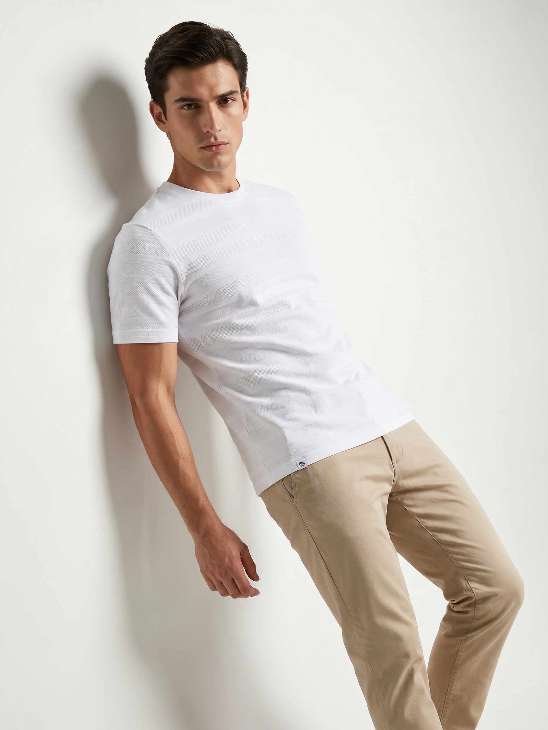 Bawełniana koszulka slim fit z krótkim rękawem