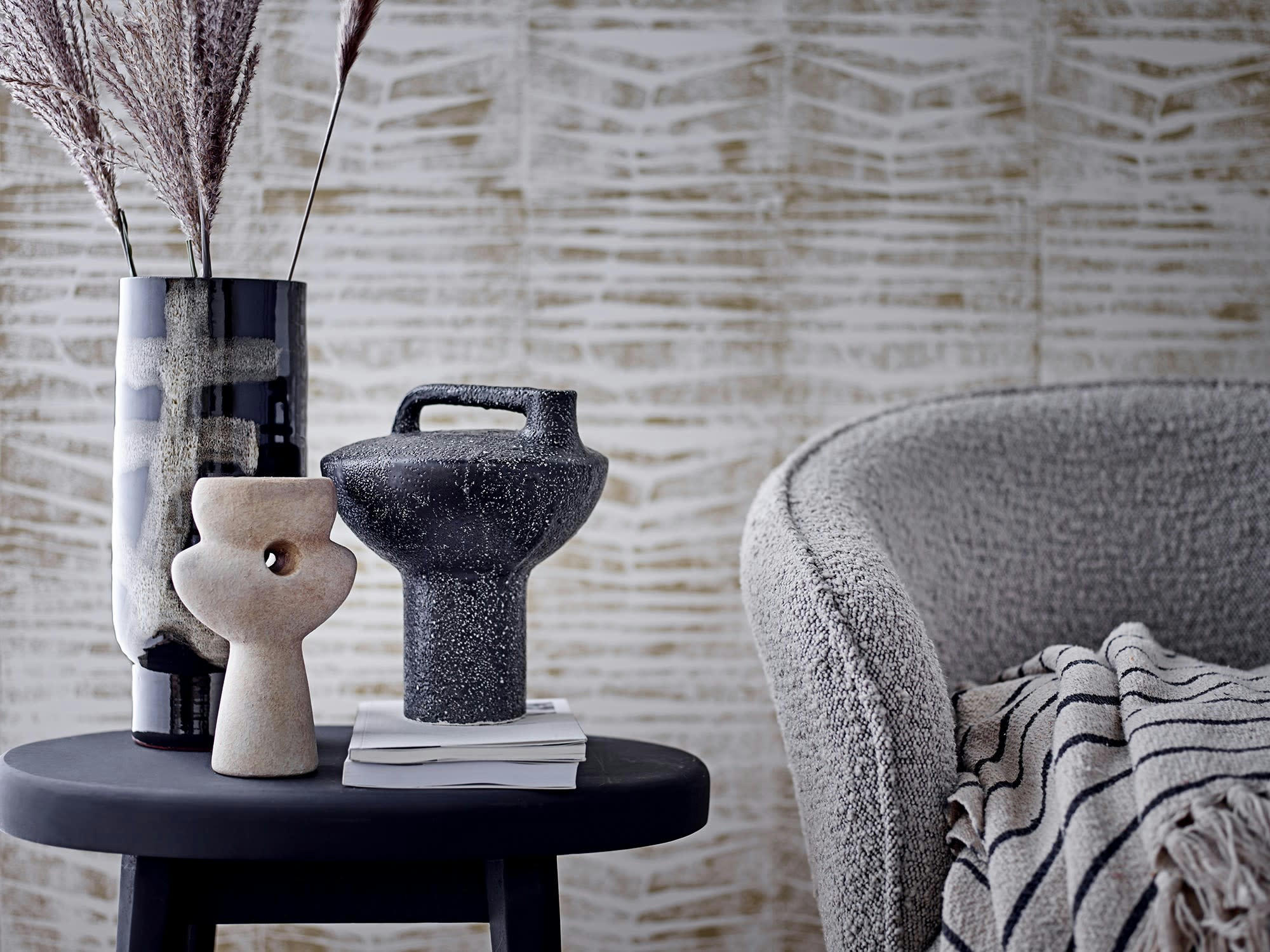 NGOIE - Vase en terre cuite beige