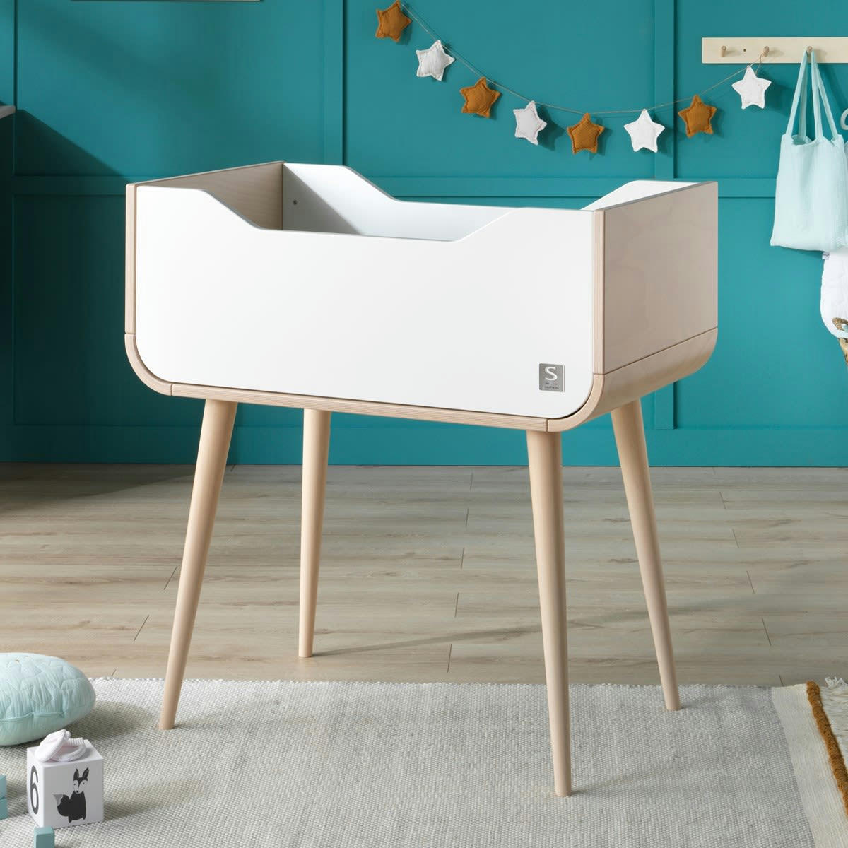 BAMBIN - Berceau pieds bois