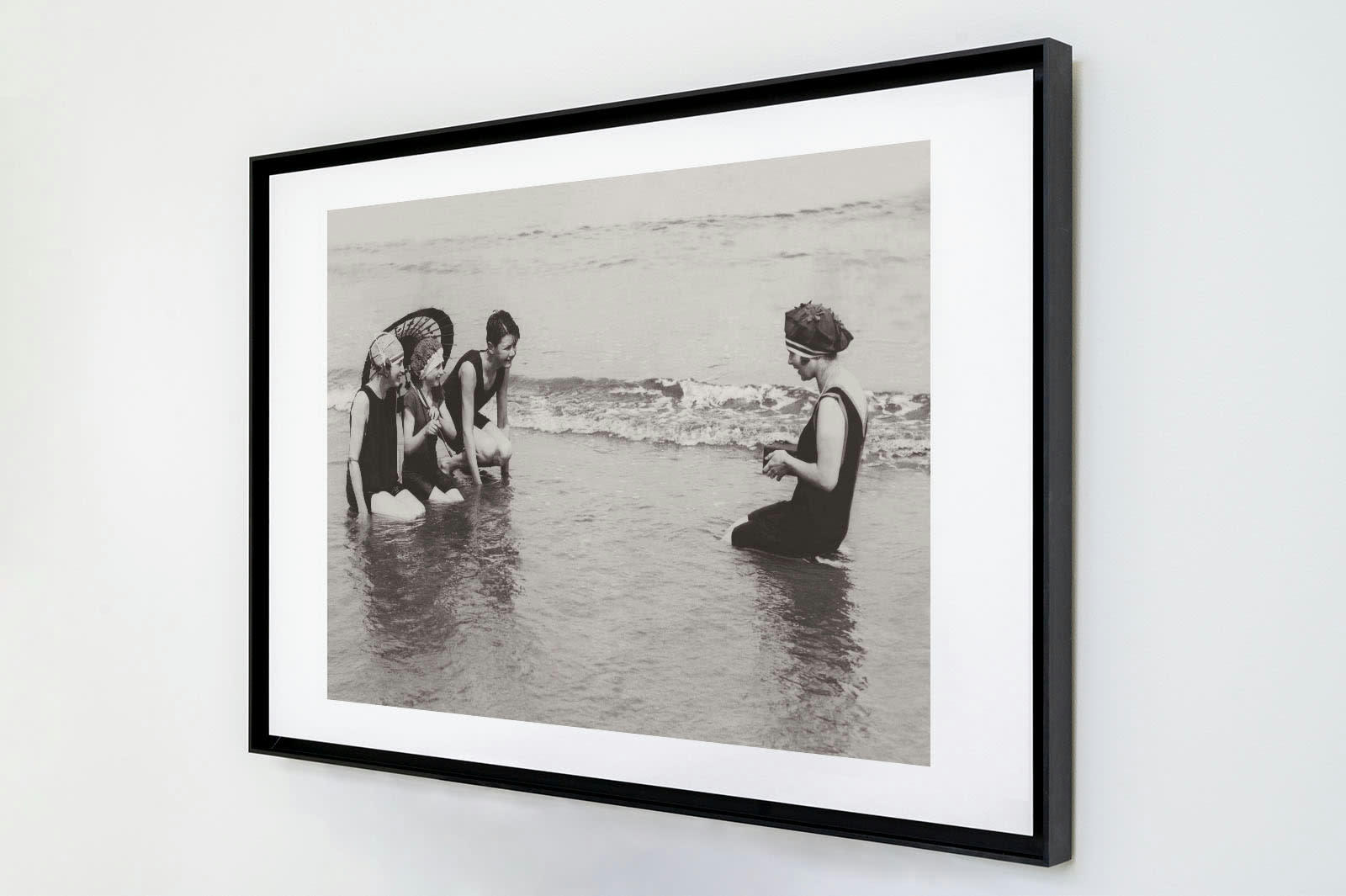 MER - Photo ancienne noir et blanc mer n°54 cadre noir 40x60cm